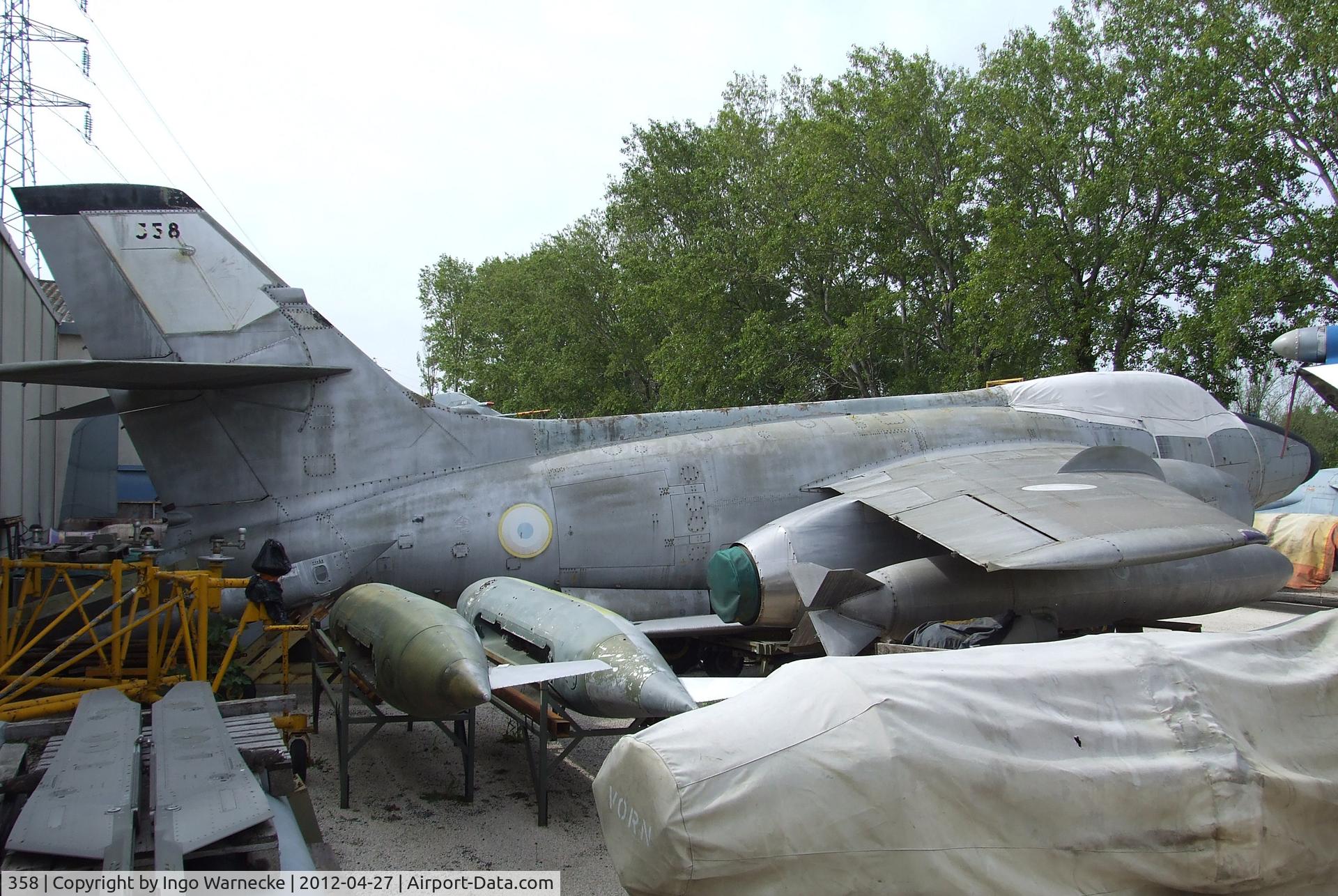 358, 1959 Sud Aviation SO.4050 Vautour IIN C/N 128, Sud-Ouest SO.4050 Vautour II N at the Musee Aeronautique, Orange