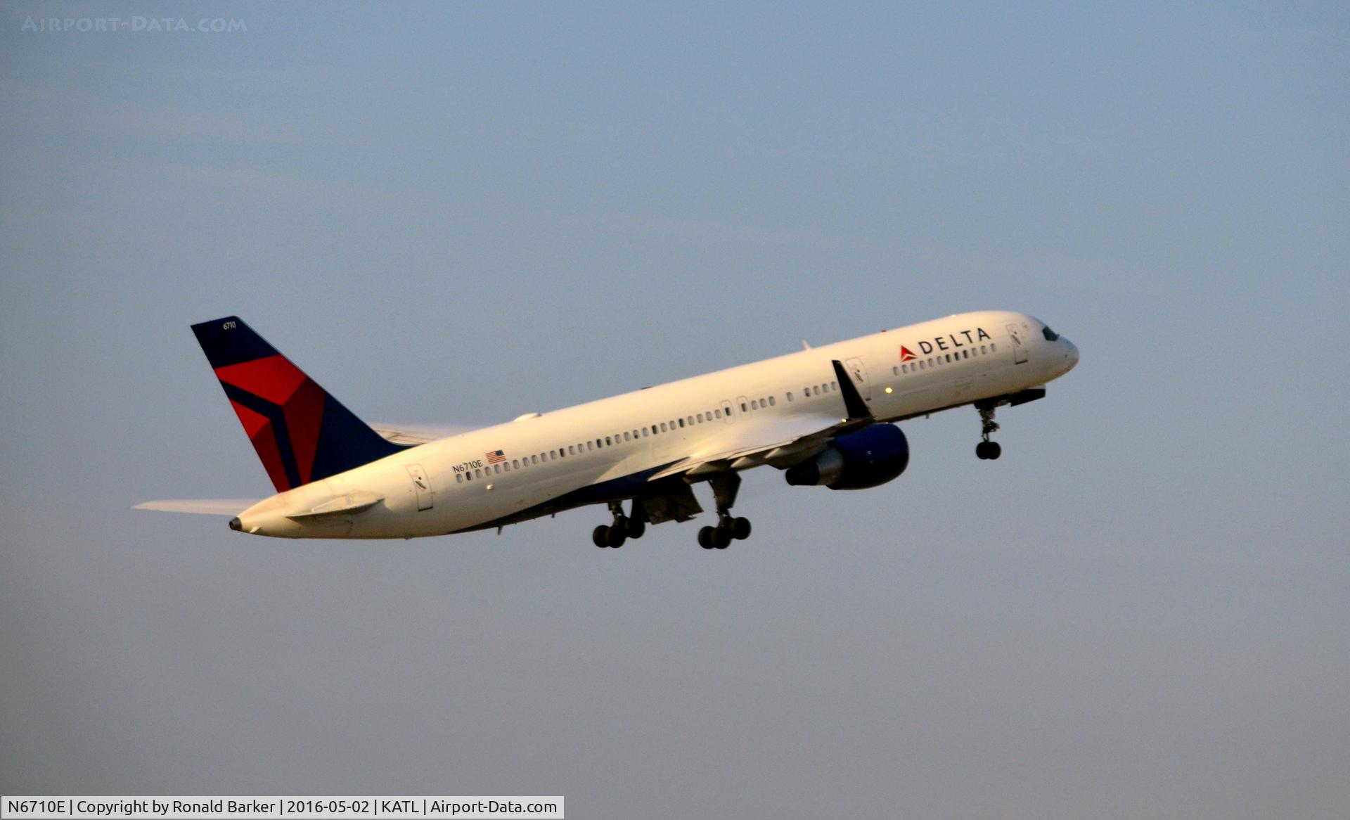 N6710E, 2000 Boeing 757-232 C/N 30482, Departure Atlanta