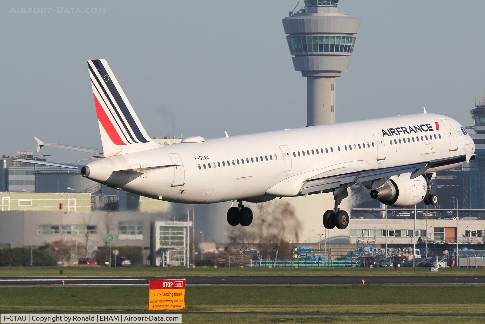 F-GTAU, 2009 Airbus A321-212 C/N 3814, at spl