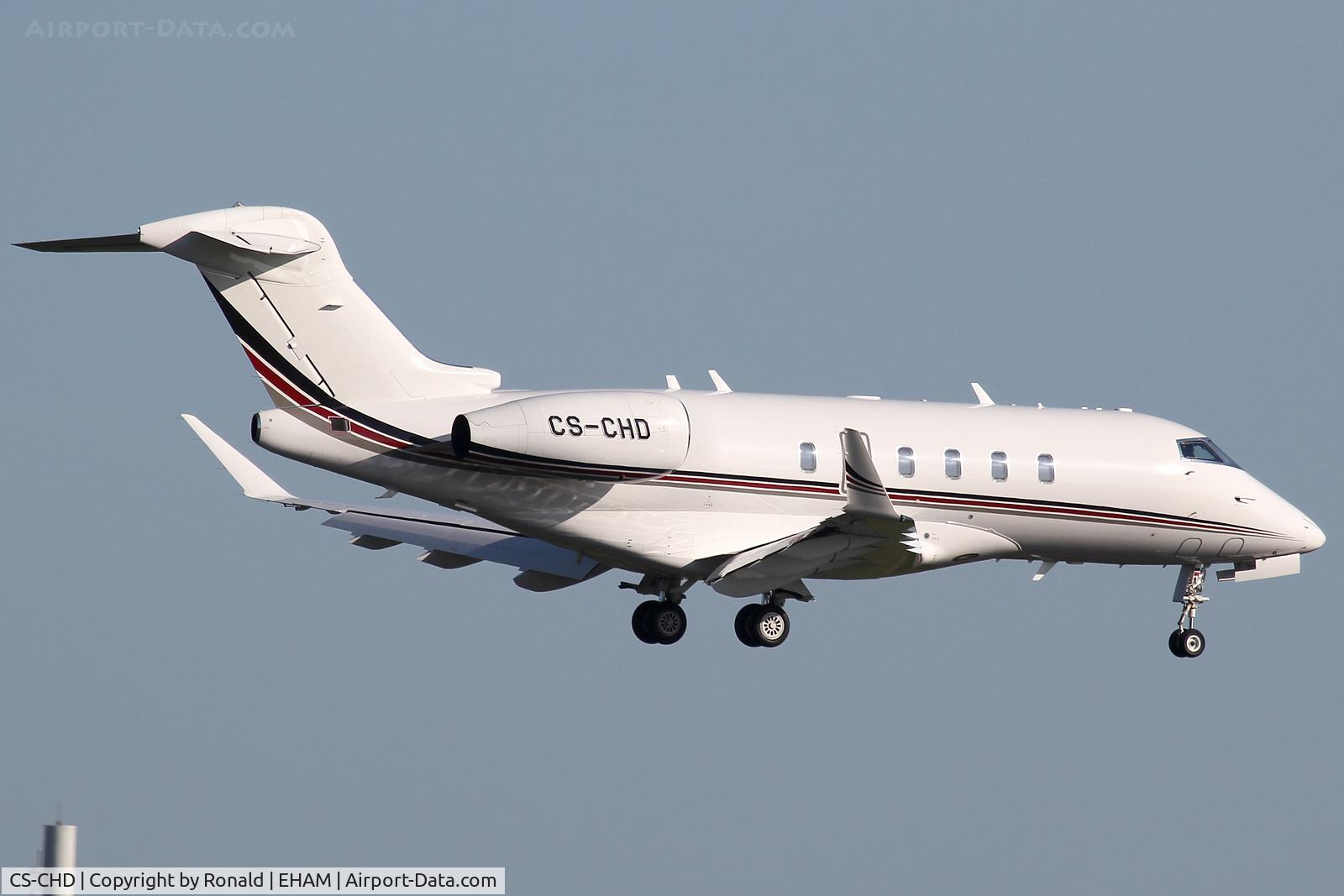 CS-CHD, 2015 Bombardier Challenger 350 (BD-100-1A10) C/N 20584, at spl