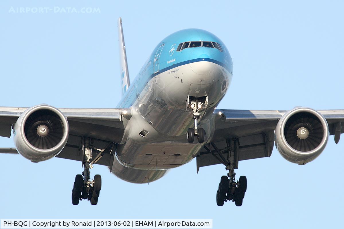 PH-BQG, 2004 Boeing 777-206/ER C/N 32704, at spl