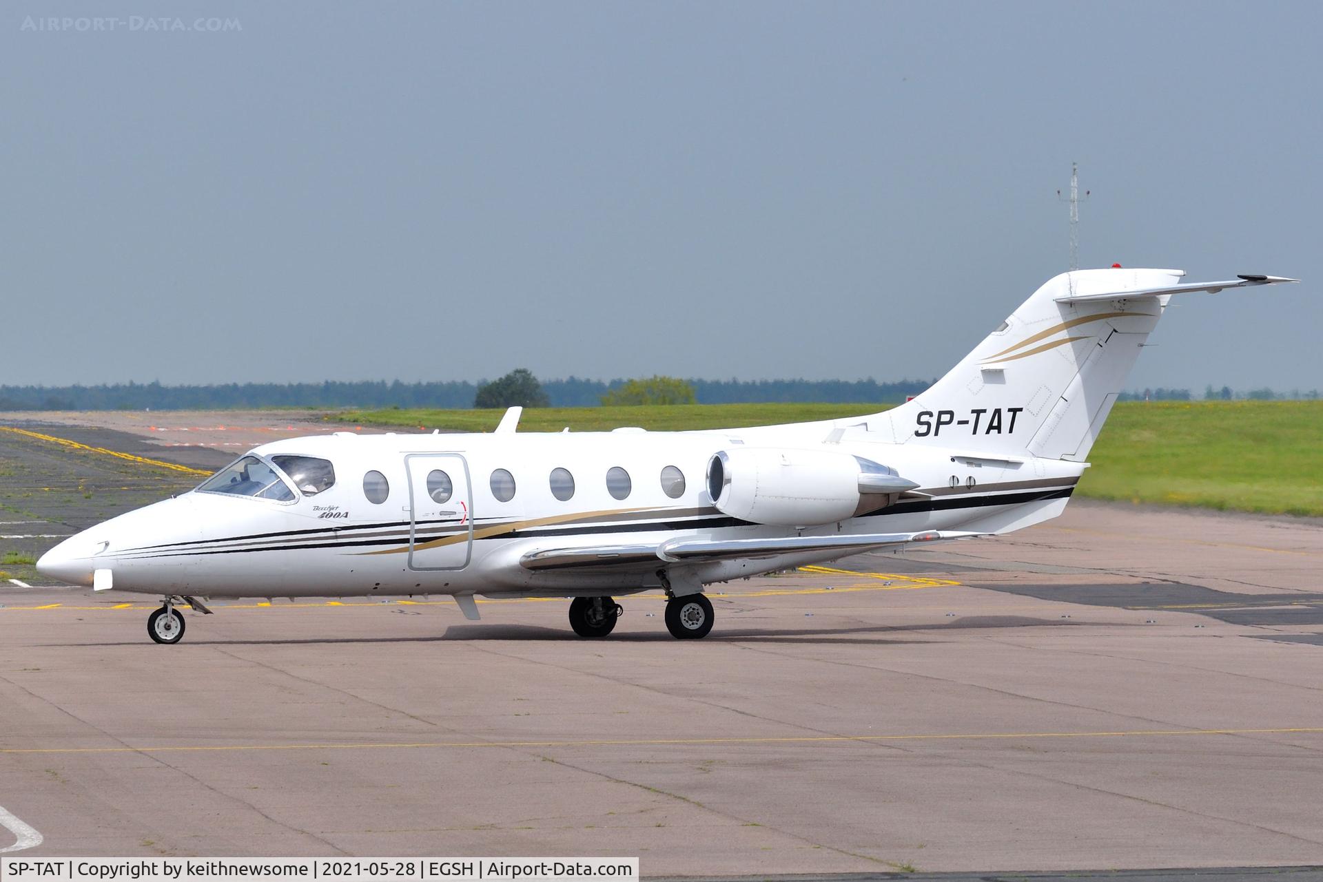 SP-TAT, 2000 Raytheon Beechjet 400A C/N RK-267, Arriving at Norwich from Paris.