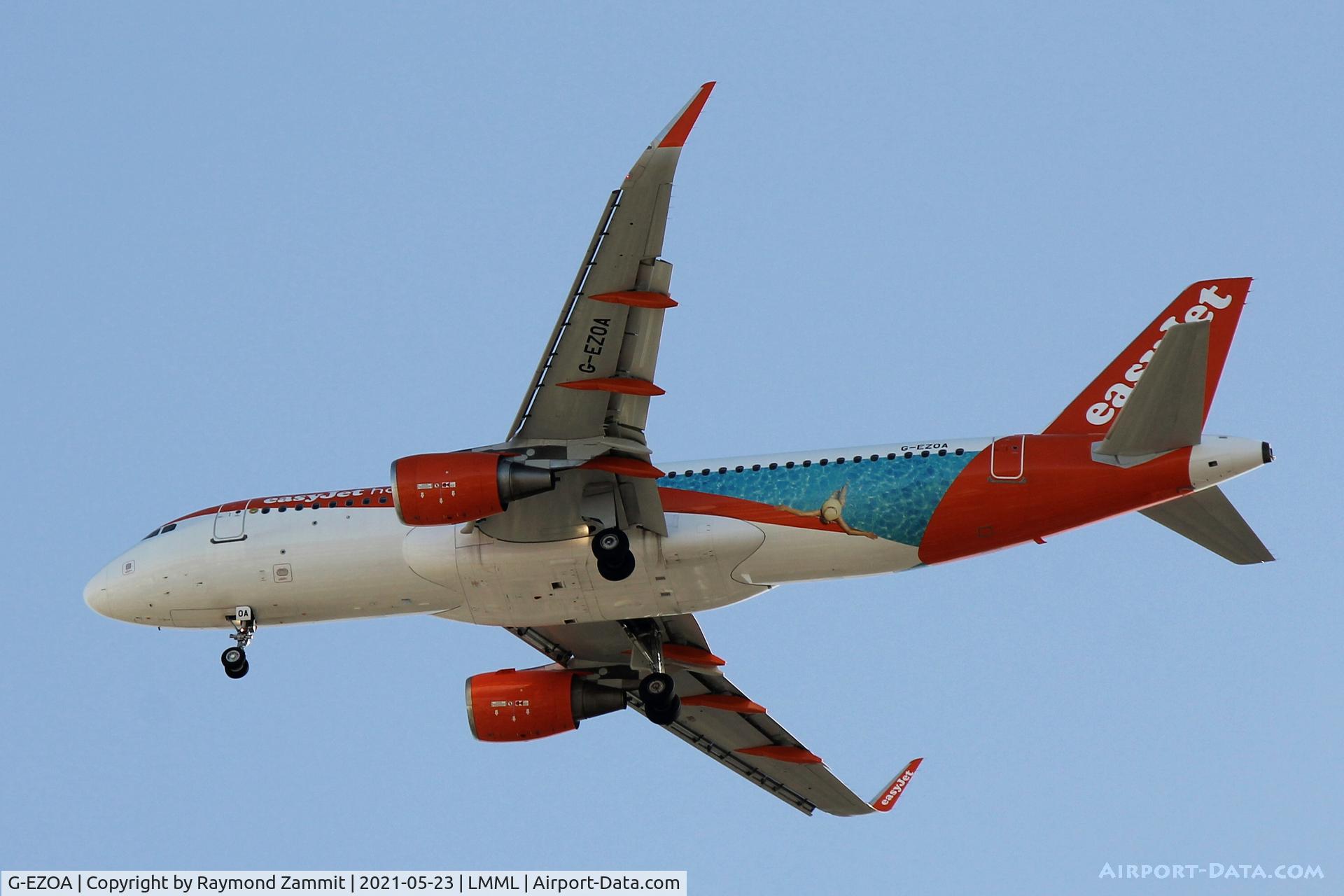 G-EZOA, 2014 Airbus A320-214 C/N 6412, A320 G-EZOA Easyjet in special colours