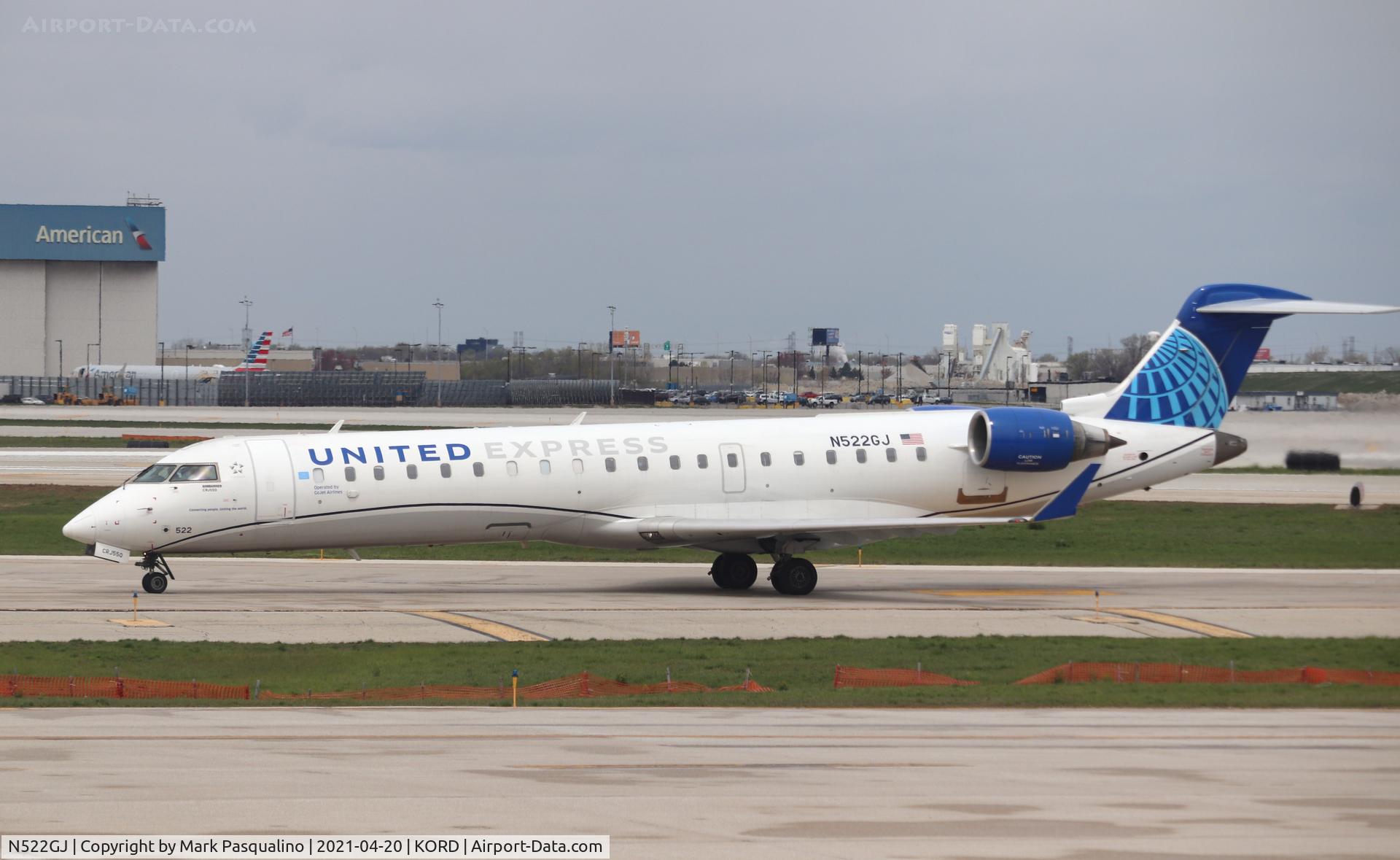 N522GJ, 2002 Bombardier CRJ-701ER (CL-600-2C10) Regional Jet C/N 10079, CL-600-2C10