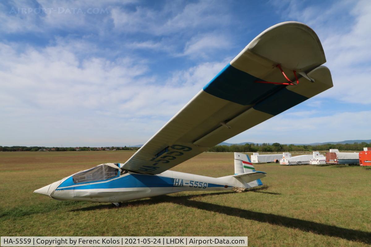 HA-5559, 1989 Rubik R-26SU Góbé 82 C/N AA800073, lhdk