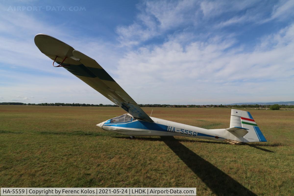 HA-5559, 1989 Rubik R-26SU Góbé 82 C/N AA800073, lhdk