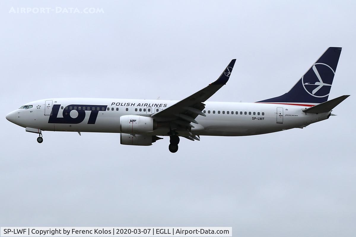 SP-LWF, 2011 Boeing 737-86N C/N 36825, egll