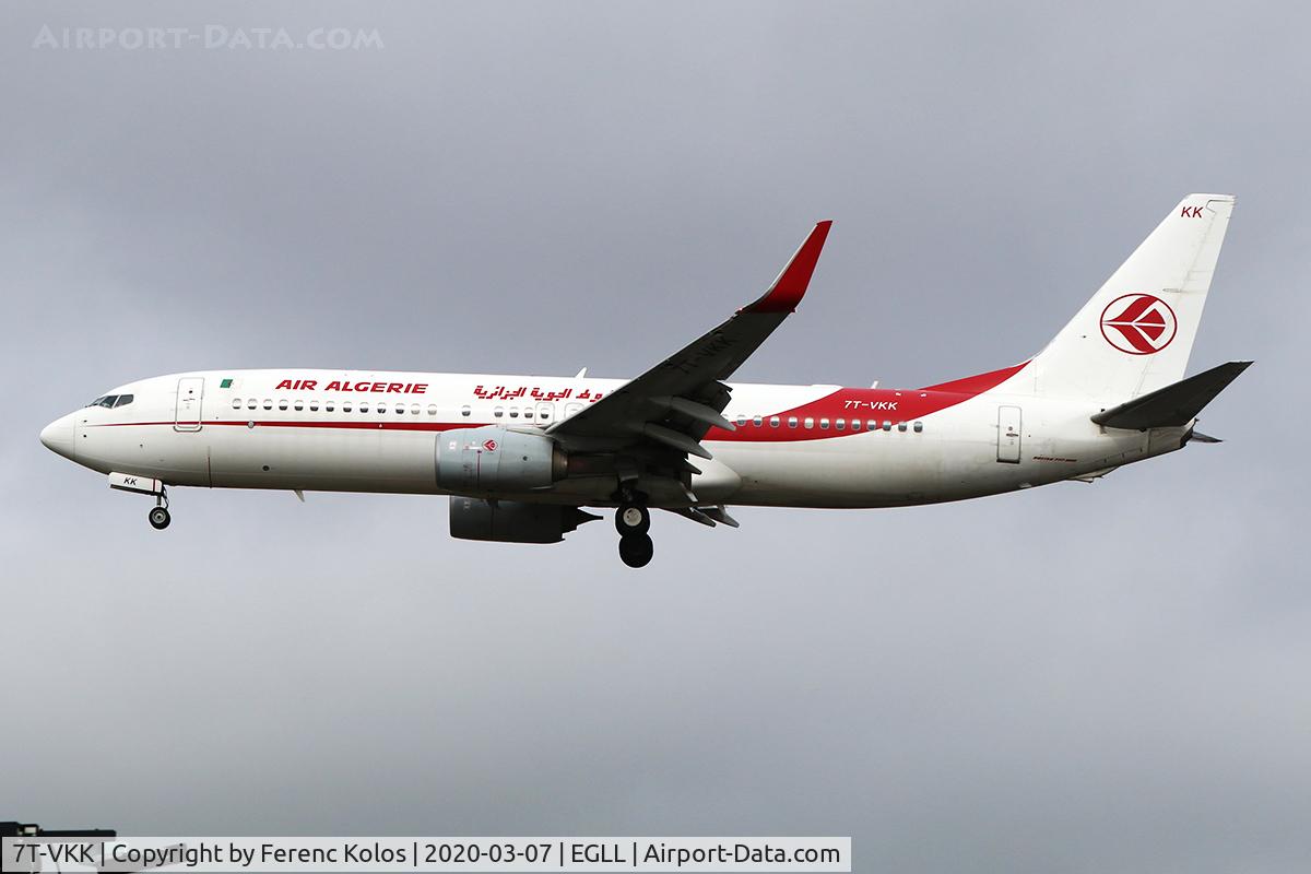 7T-VKK, 2015 Boeing 737-8D6 C/N 60747, egll
