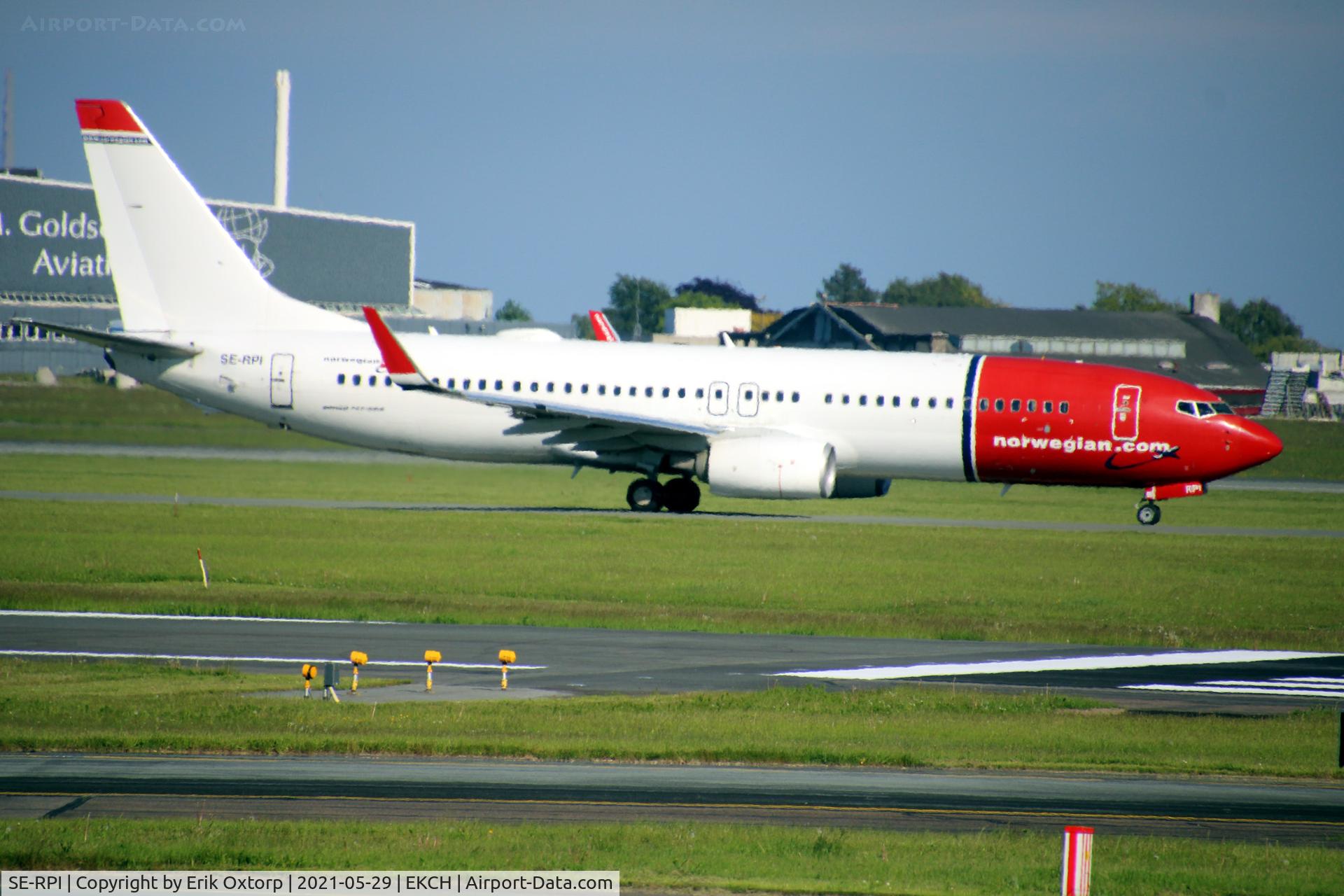 SE-RPI, 2016 Boeing 737-8JP C/N 42072, SE-RPI Taxi for  takeoff rw 04R