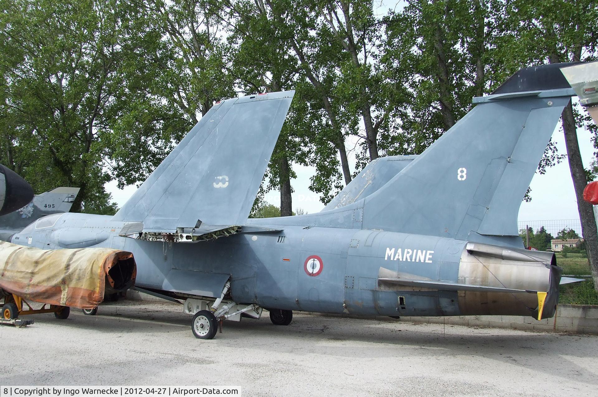 8, Vought F-8E(FN) Crusader C/N 1225, Vought F-8E(FN) Crusader at the Musee Aeronautique, Orange