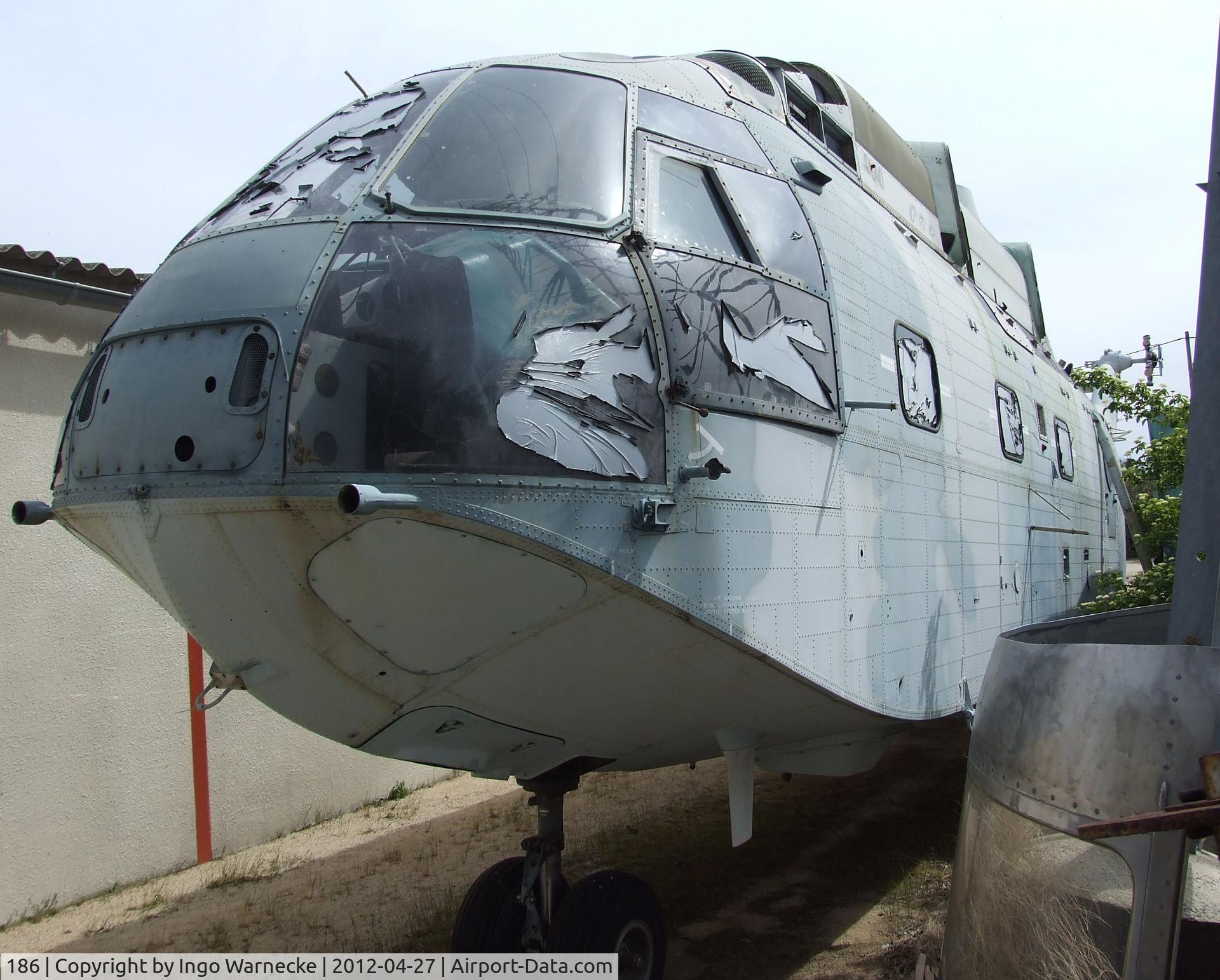 186, Aerospatiale SA-321G Super Frelon C/N 186, Sud Aviation (Aerospatiale) SA.321G Super Frelon (minus rotors and sponsons/main undercarriage) at the Musee Aeronautique, Orange