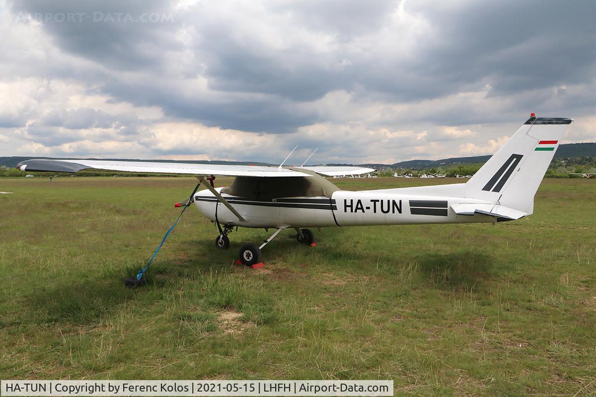 HA-TUN, 1976 Cessna 150M C/N 15078359, lhfh