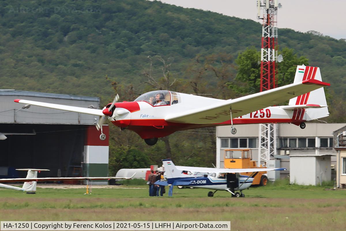 HA-1250, 1968 Scheibe SF-25B Falke C/N 4632, lhfh