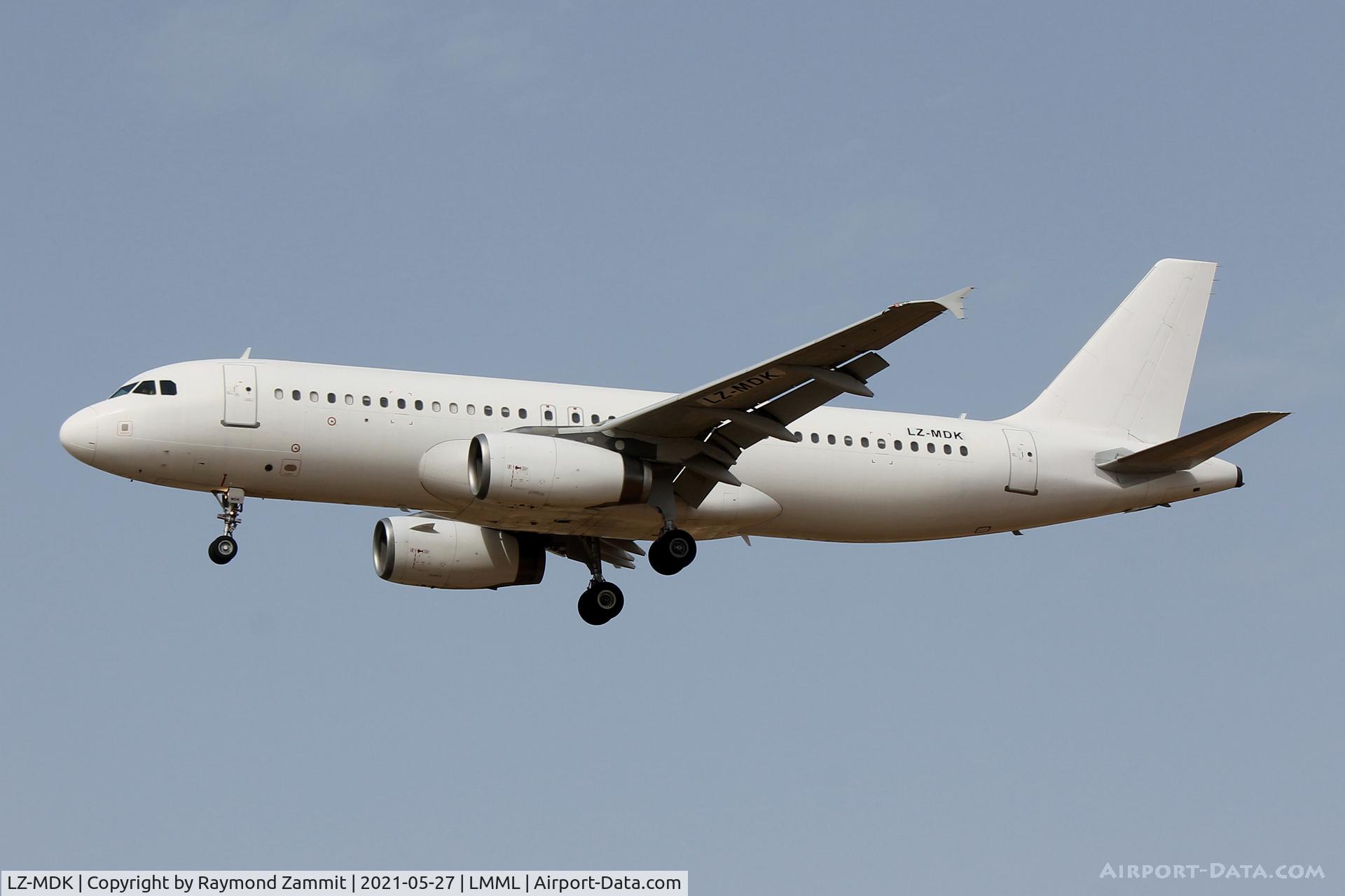 LZ-MDK, 2001 Airbus A320-232 C/N 1422, A320 LZ-MDK Fly2Sky