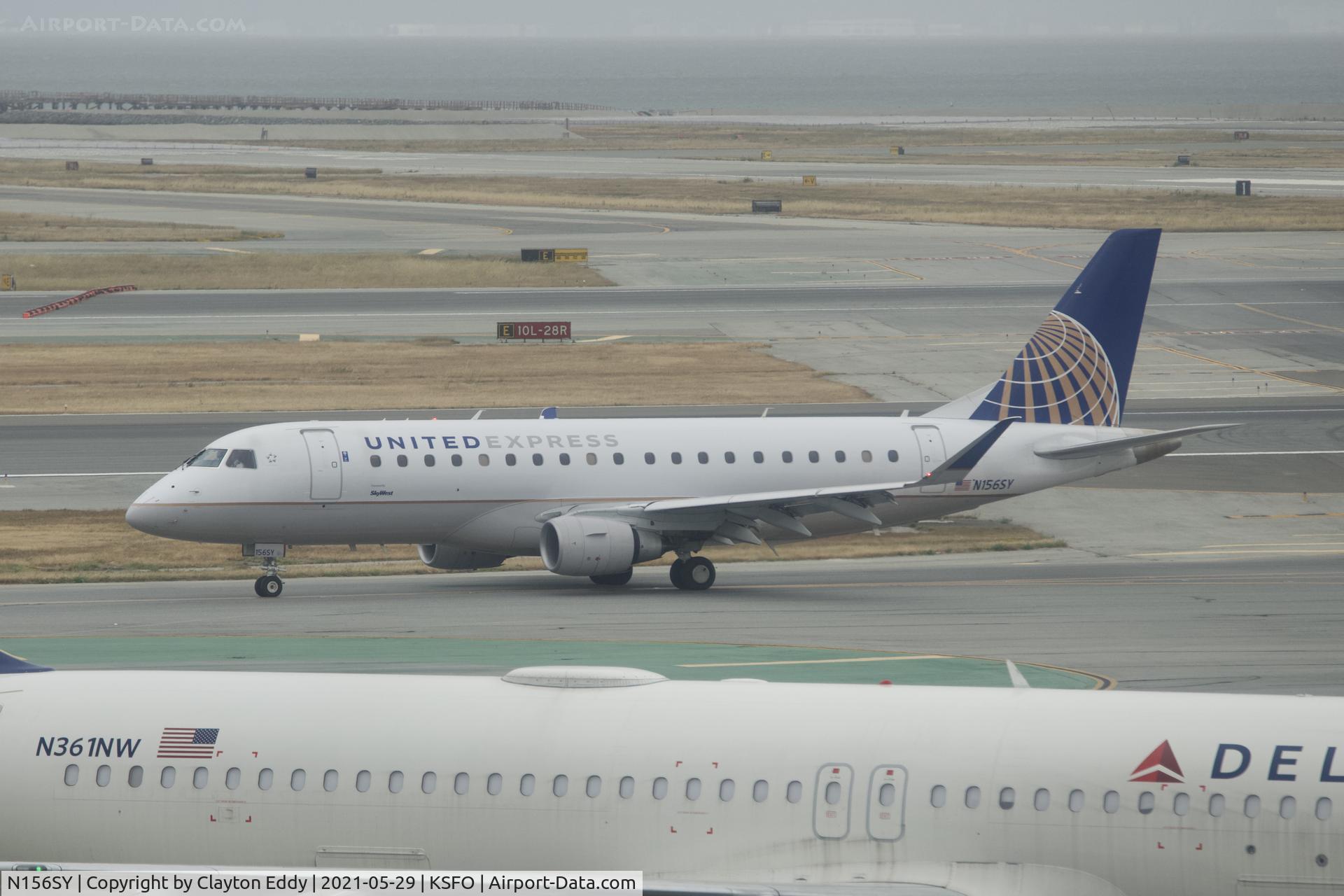 N156SY, 2016 Embraer 175LR (ERJ-170-200LR) C/N 17000557, Skyerrace SFO 2021.