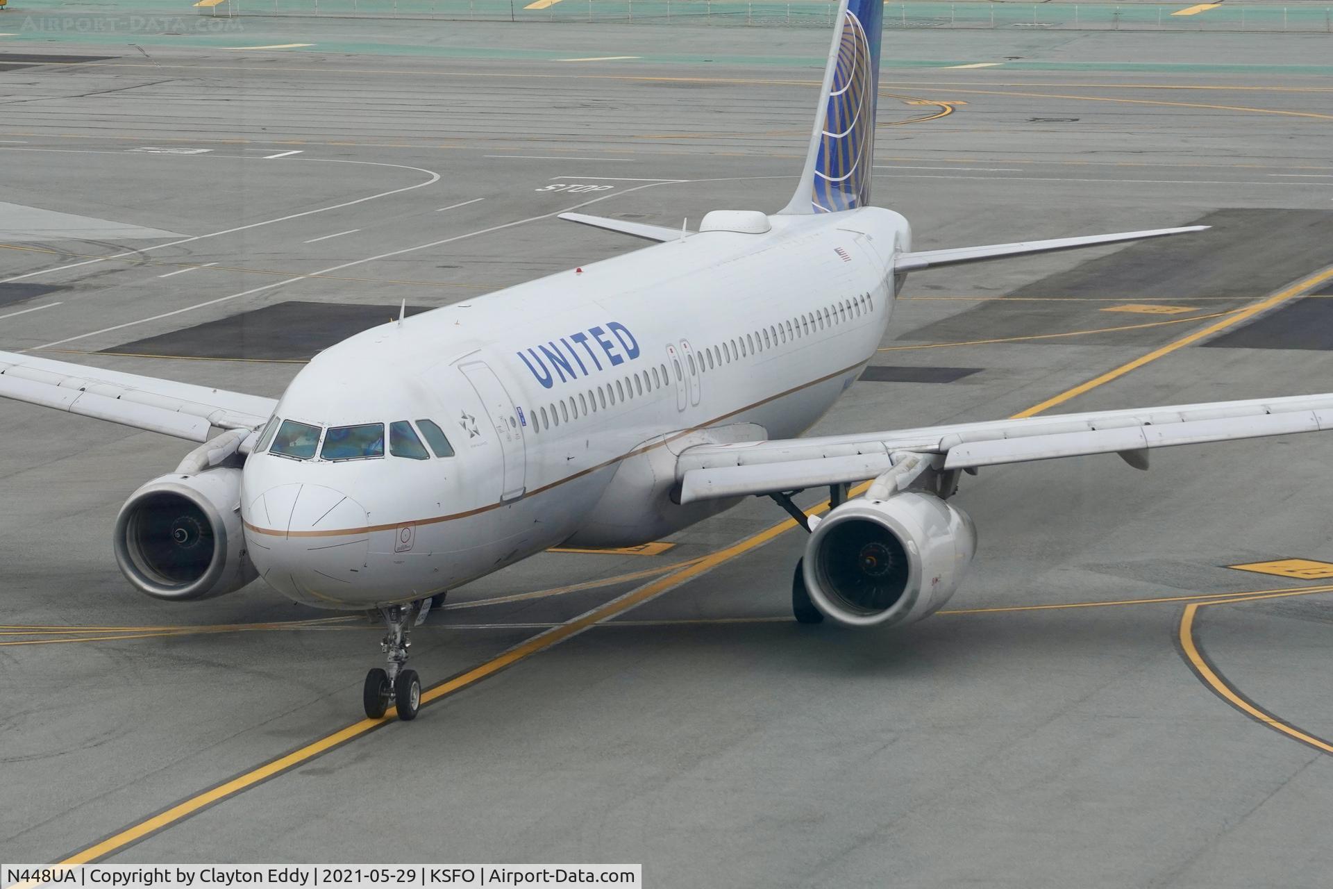 N448UA, 1998 Airbus A320-232 C/N 842, Skyterrace SFO 2021.