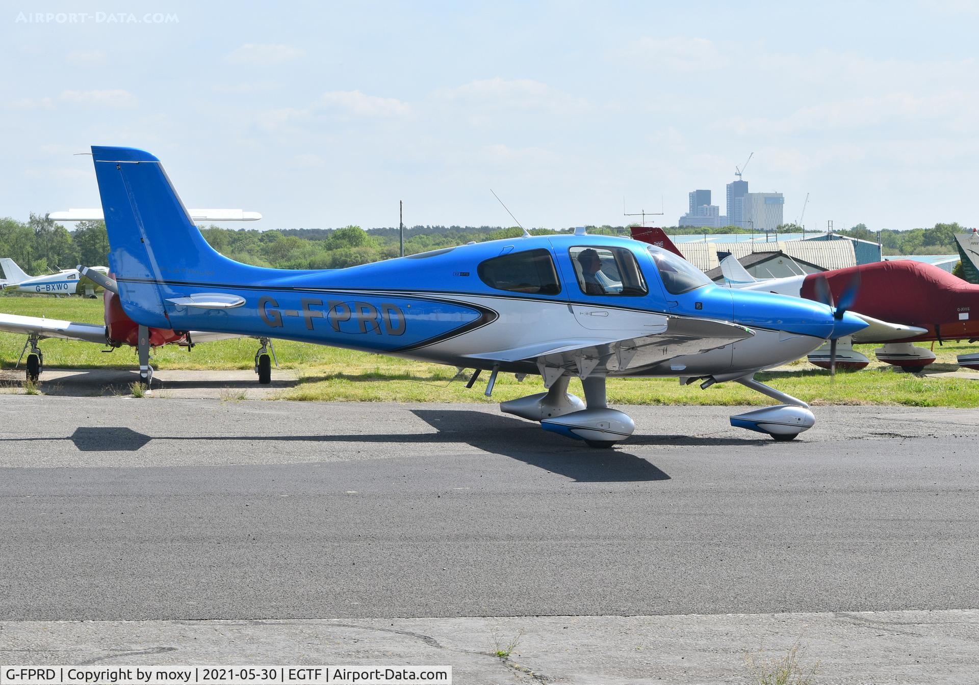 G-FPRD, 2020 Cirrus SR22 C/N 4919, Cirrus SR22 at Fairoaks. Ex N491FR