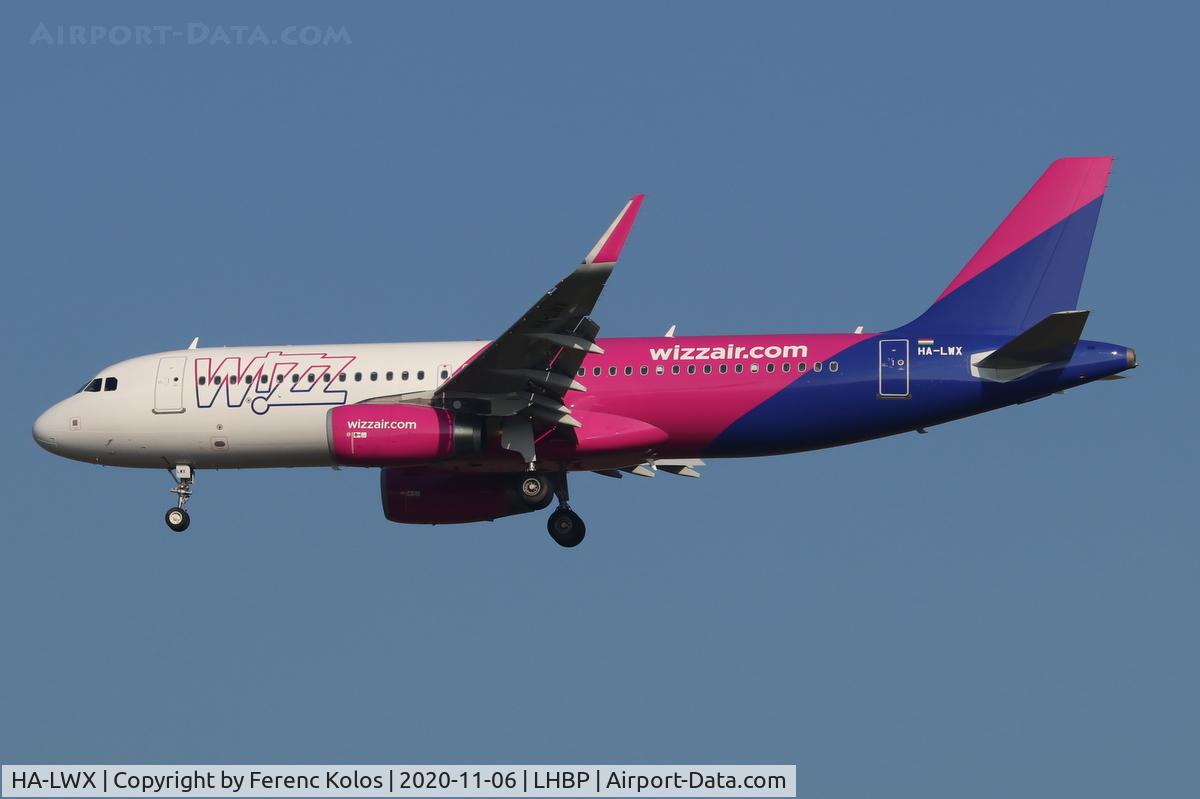 HA-LWX, 2014 Airbus A320-232 C/N 6001, lhbp