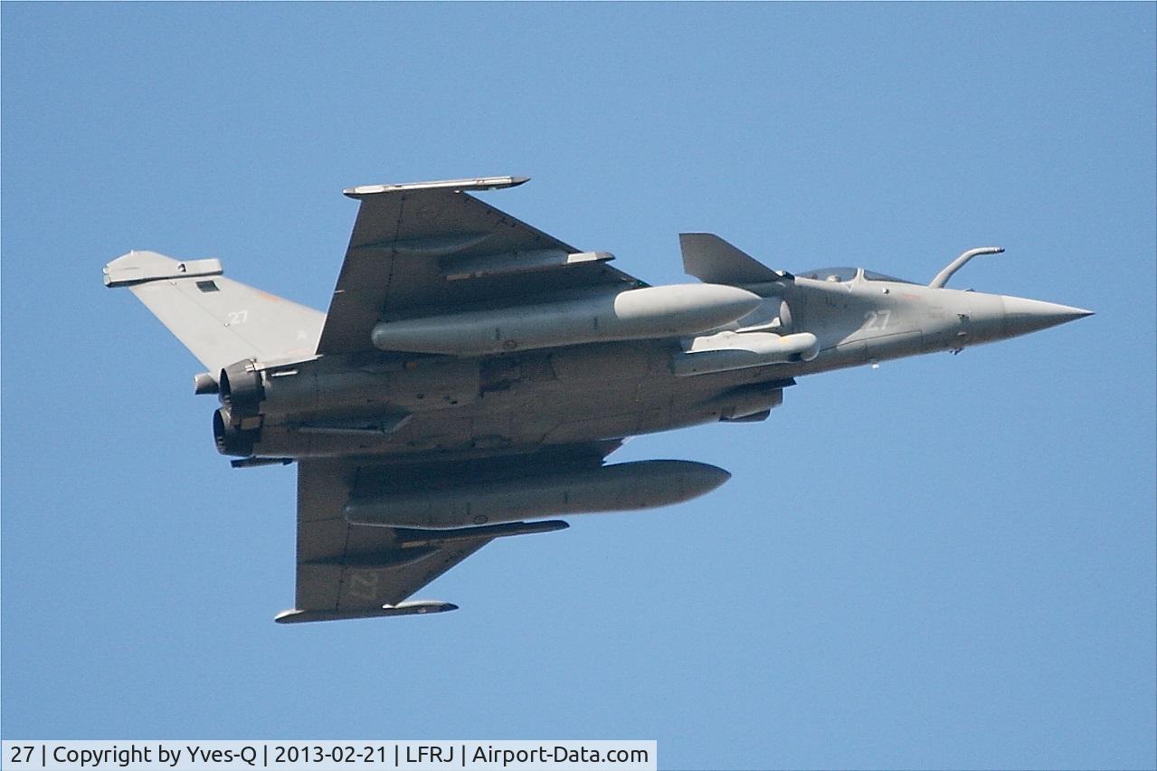 27, 2011 Dassault Rafale M C/N 27, Dassault Rafale M, Climbing from rwy 08, Landivisiau Naval Air Base (LFRJ)