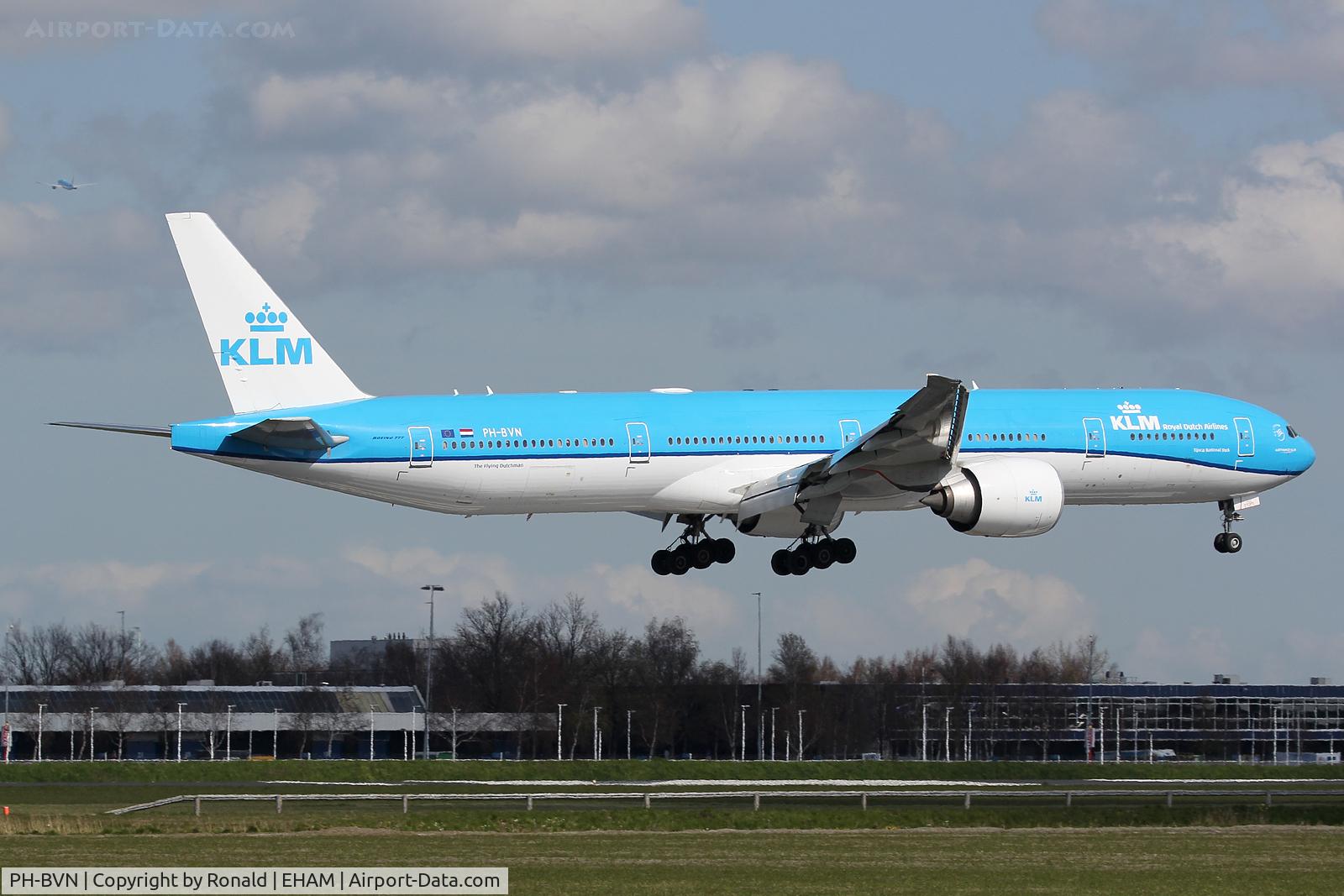 PH-BVN, 2015 Boeing 777-306/ER C/N 44549, at spl