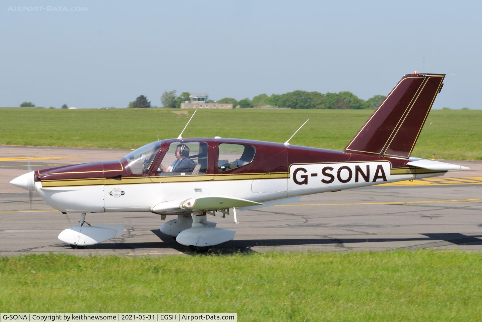 G-SONA, 1980 Socata TB-10 Tobago C/N 151, Arriving at Norwich.