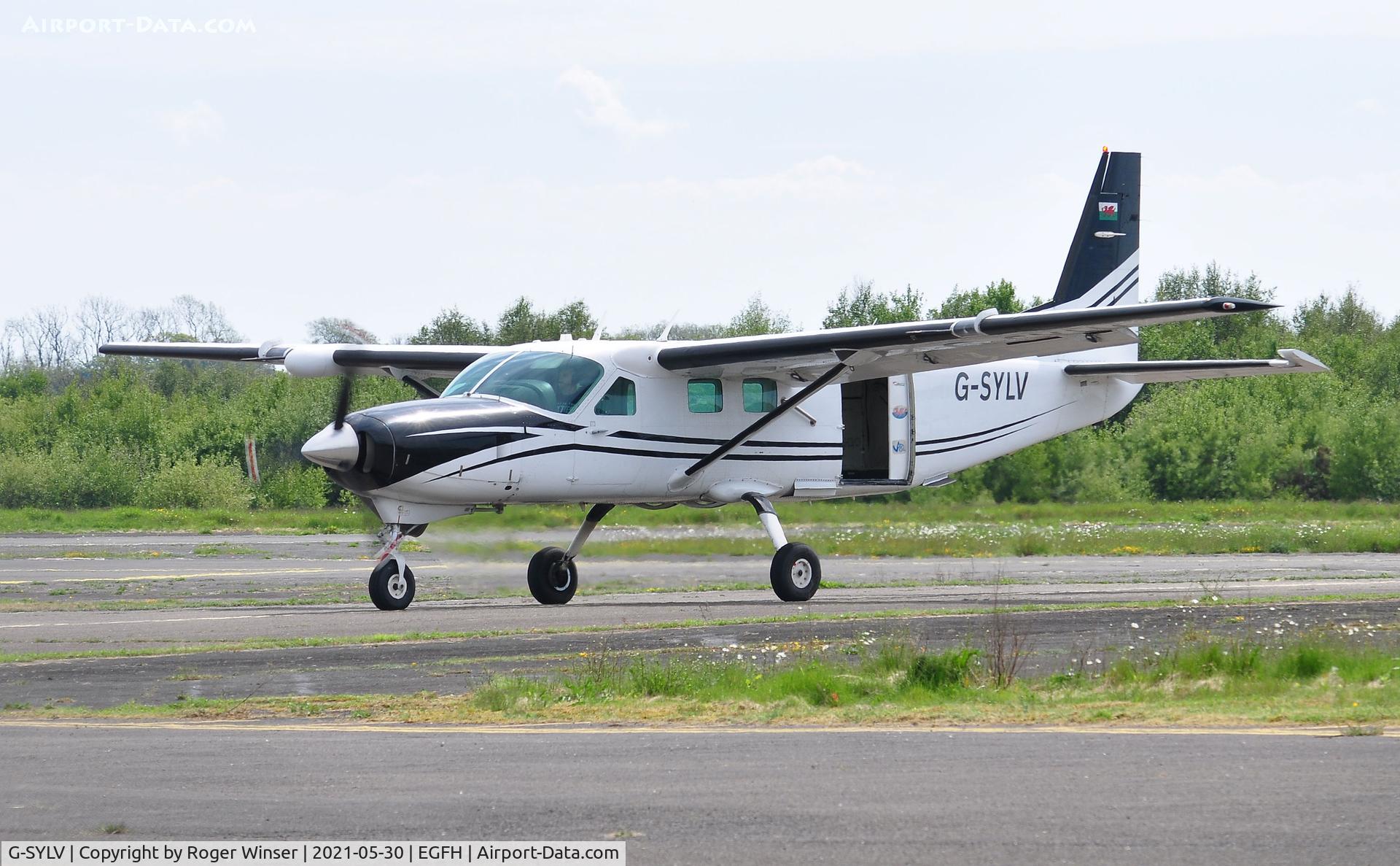 G-SYLV, 2002 Cessna 208B  Grand Caravan C/N 208B0936, Visiting Grand Caravan operated by Skydive Swansea.