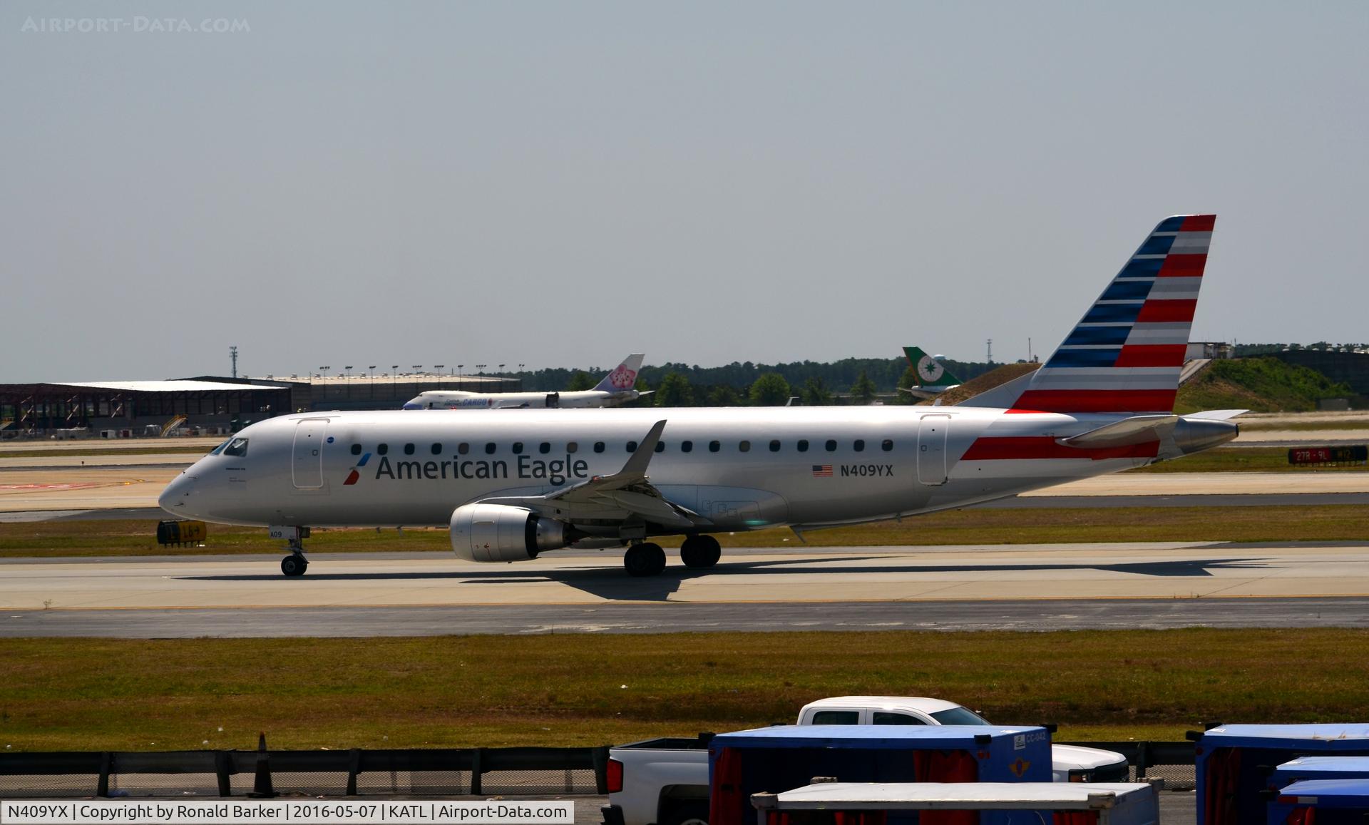 N409YX, 2013 Embraer 175LR (ERJ-170-200LR) C/N 17000372, Taxi to takeoff Atlanta