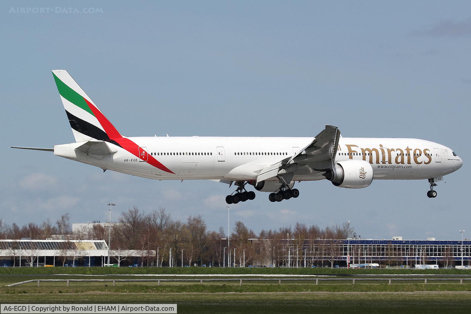 A6-EGD, 2011 Boeing 777-31H/ER C/N 38988, at spl
