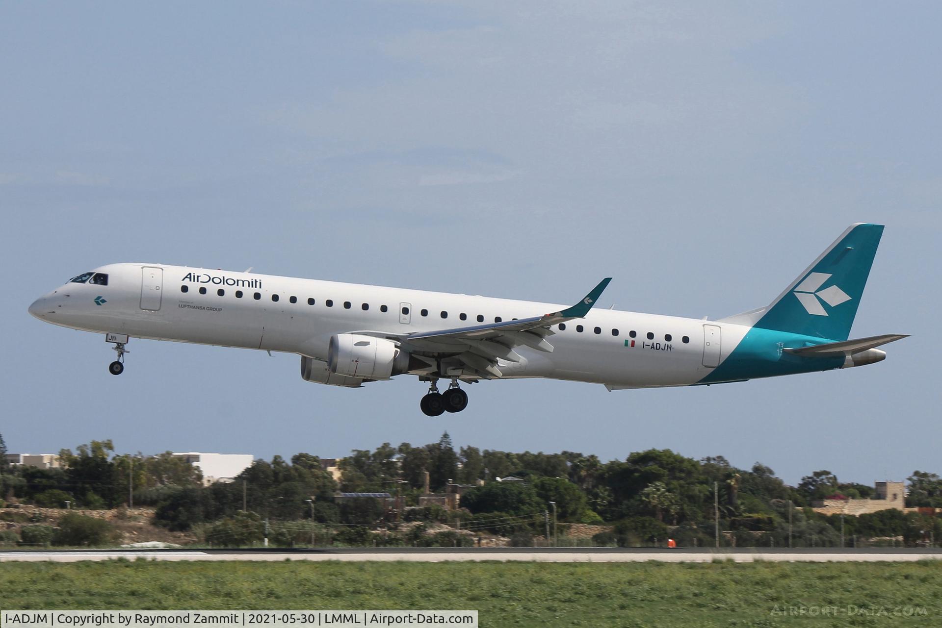 I-ADJM, 2009 Embraer 195LR (ERJ-190-200LR) C/N 19000258, Embraer 195LRI-ADJM Air Dolomiti