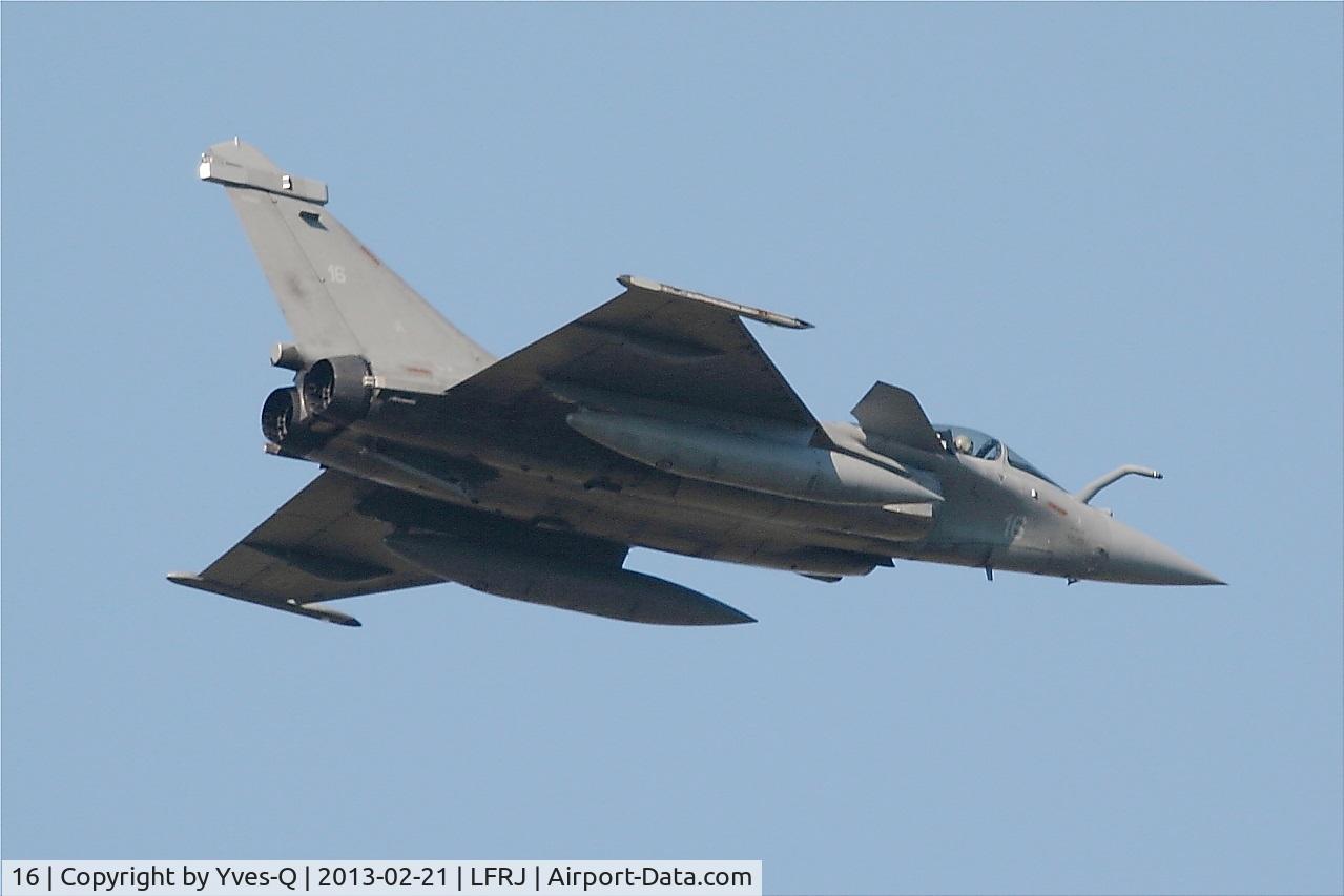 16, Dassault Rafale M C/N 16, Dassault Rafale M, Climbing from rwy 08, Landivisiau Naval Air Base (LFRJ)