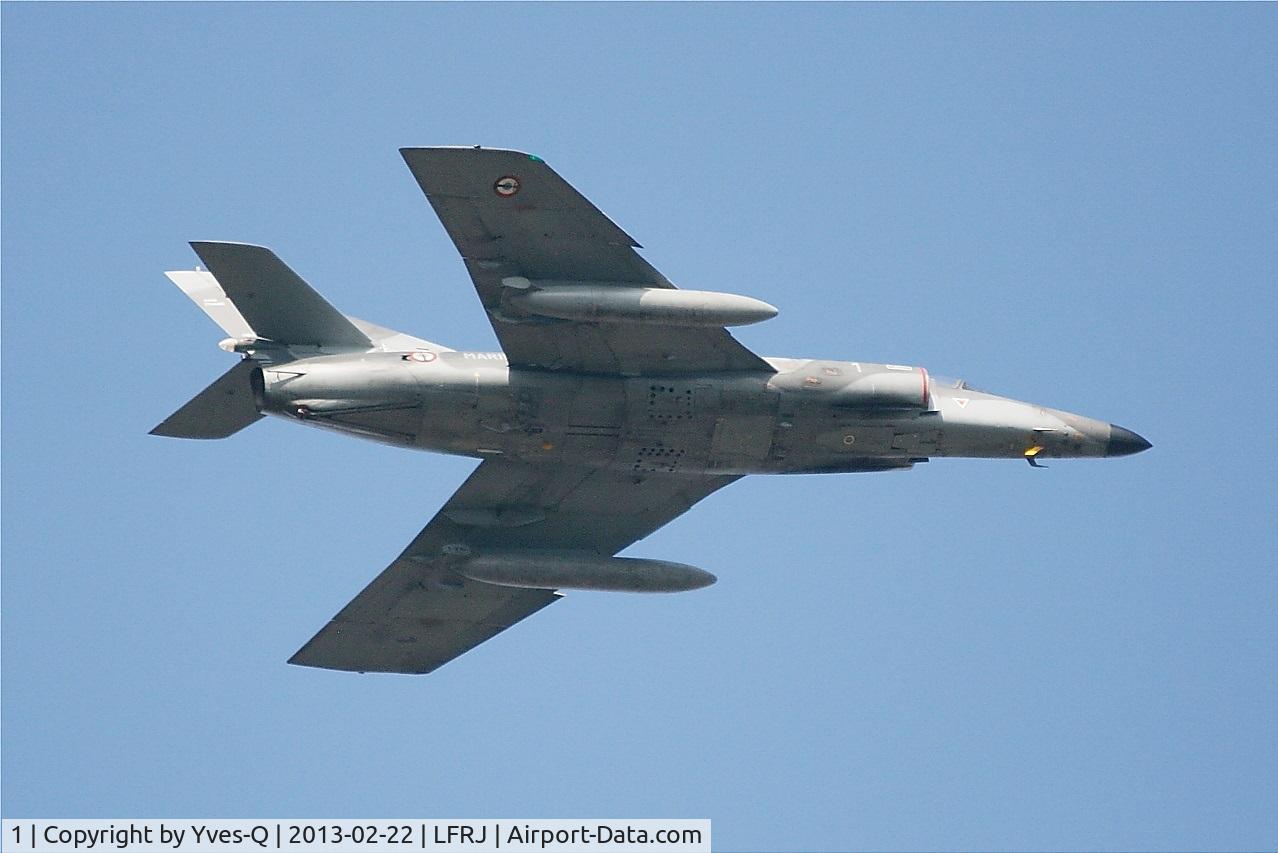 1, Dassault Super Etendard C/N 1, Dassault Super Etendard M (SEM), Climbing from rwy 08, Landivisiau Naval Air Base (LFRJ)