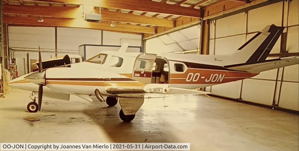 OO-JON, 1978 Beechcraft B60 Duke C/N P-482, scan from slide