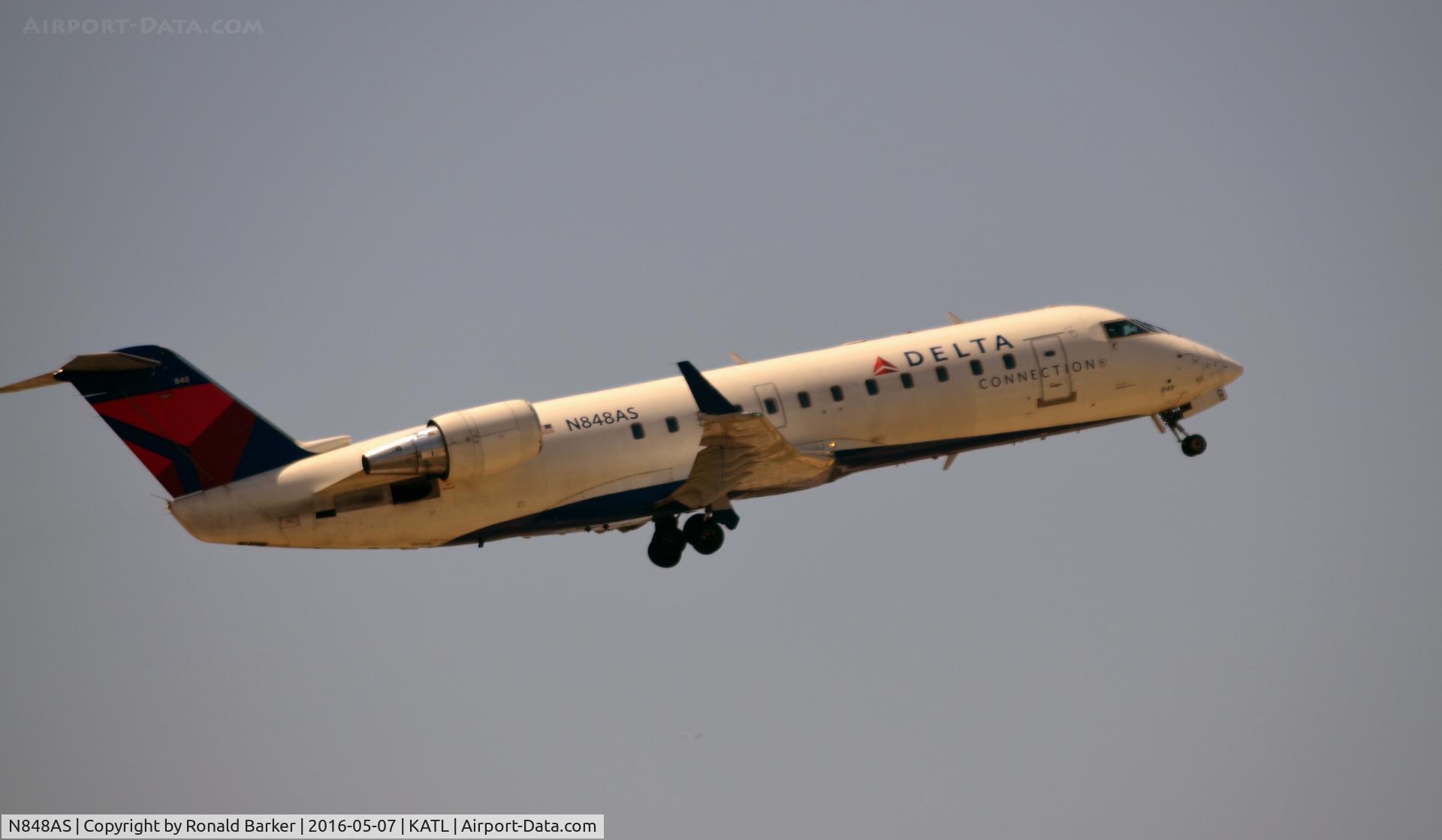 N848AS, 1999 Bombardier CRJ-200ER (CL-600-2B19) C/N 7339, Takeoff Atlanta