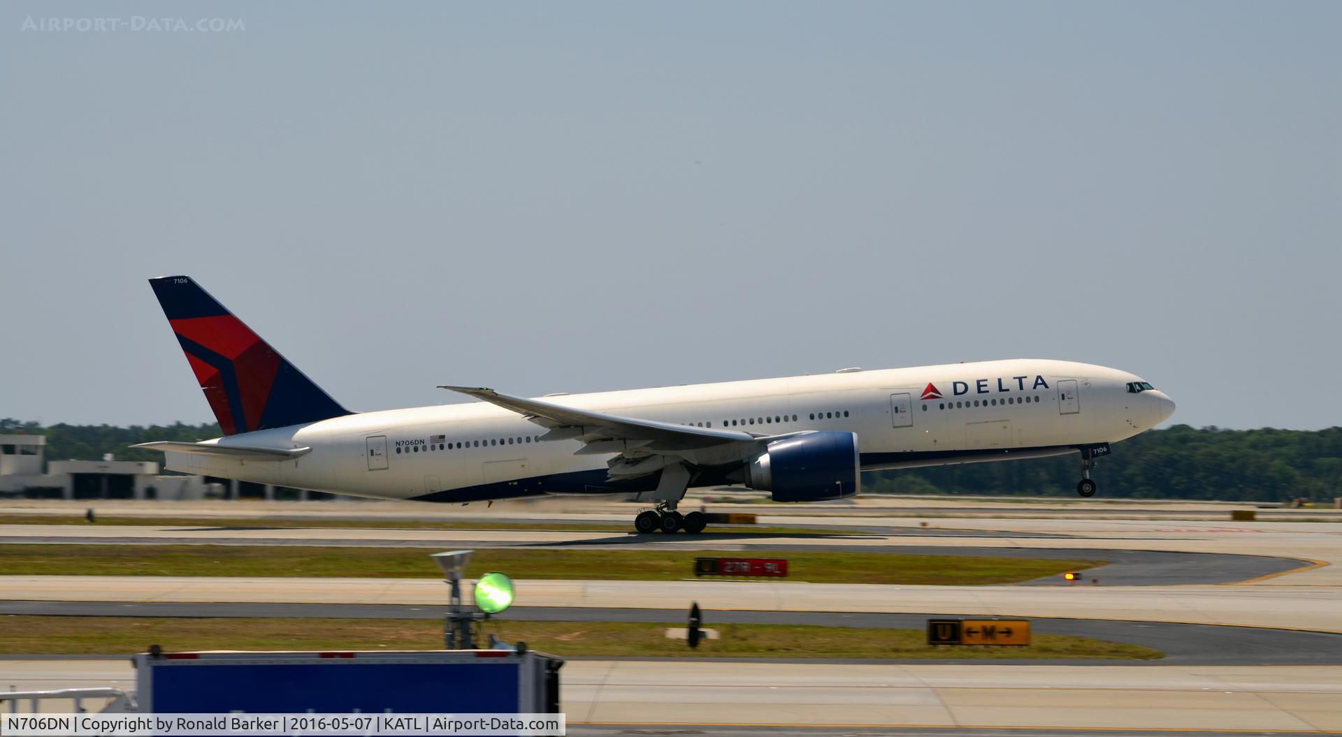 N706DN, Boeing 777-232/LR C/N 30440, Takeoff  Atlanta