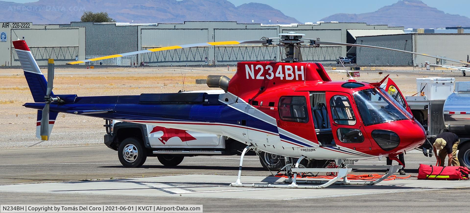 N234BH, 2012 Eurocopter AS-350B-3 Ecureuil Ecureuil C/N 7398, N234BH 2012 AMERICAN EUROCOPTER  AS350B3e s/n 7398 Ecureuil Firehawk - North Las Vegas Airport  KVGT
Photo: Tomás Del Coro
June 1, 2021