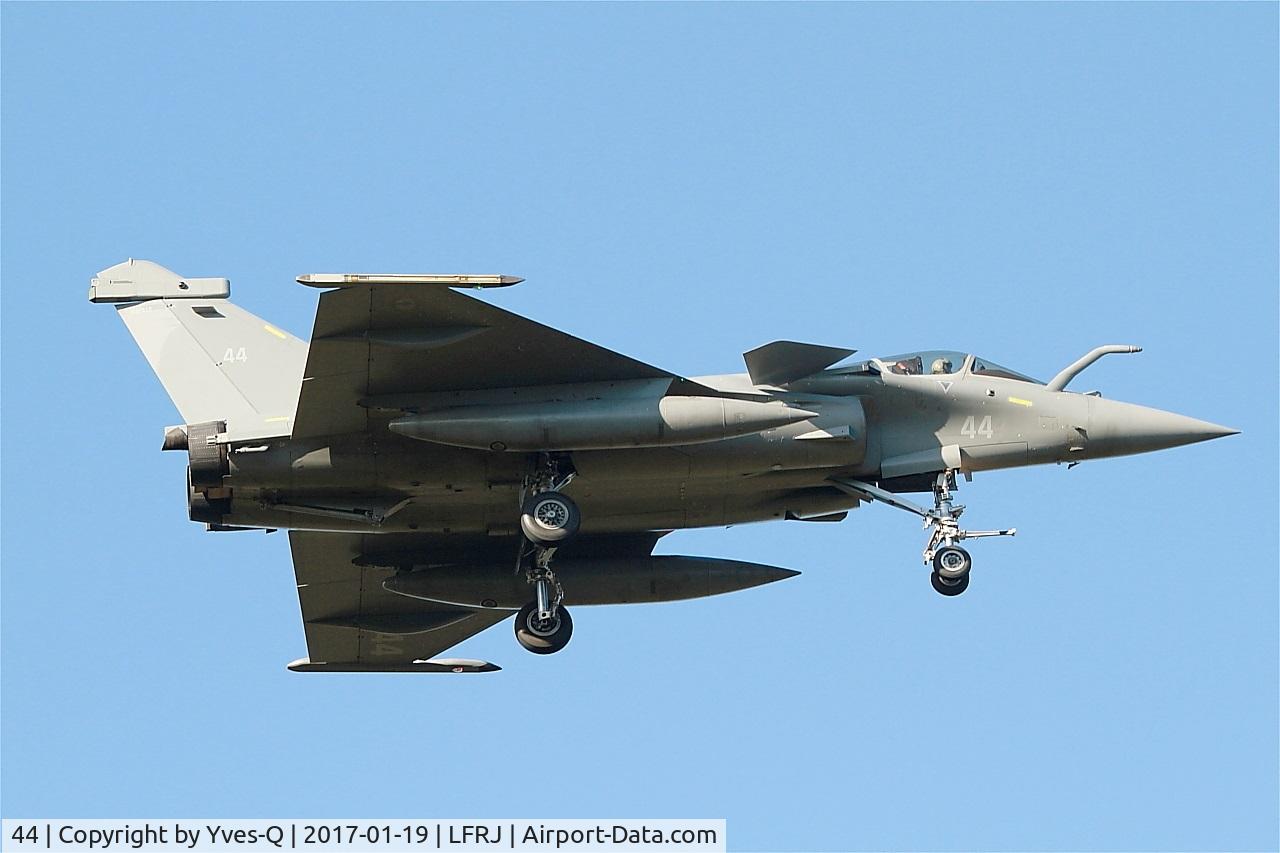 44, 2015 Dassault Rafale M C/N 44, Dassault Rafale M, On final rwy 08, Landivisiau Naval Air Base (LFRJ)