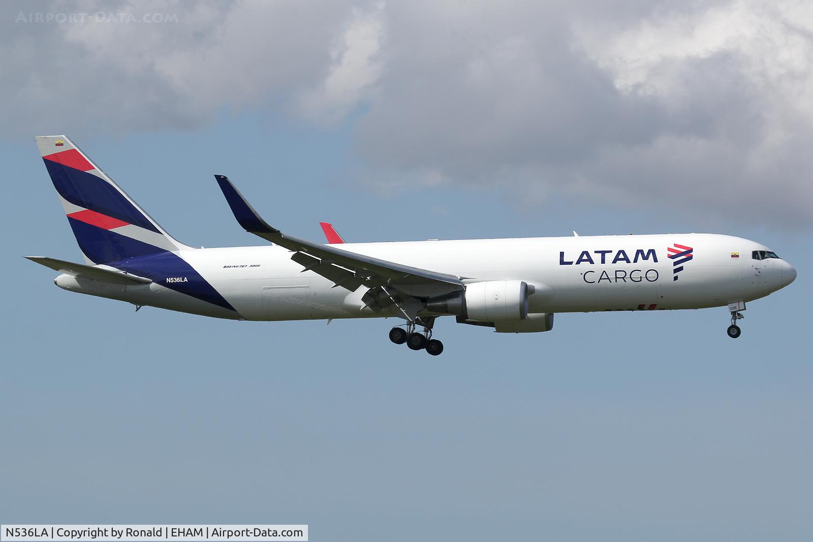 N536LA, 2001 Boeing 767-316F C/N 32573, at spl
