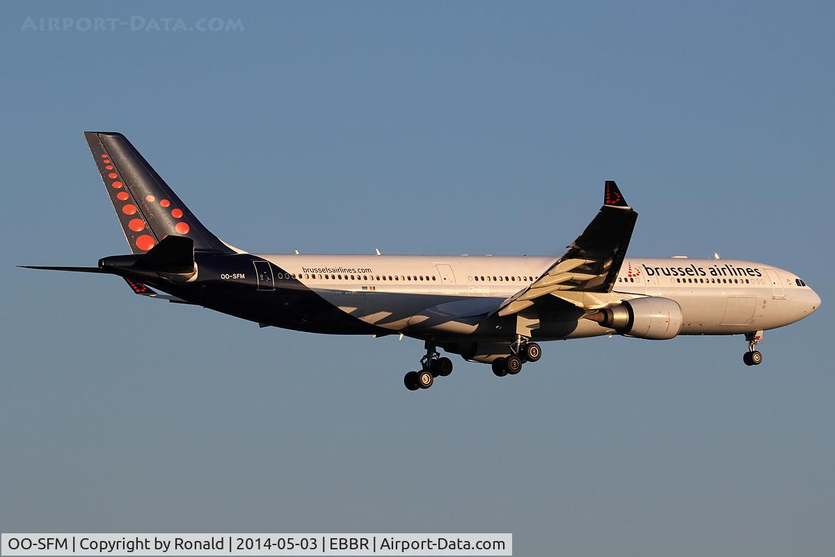 OO-SFM, 1993 Airbus A330-301 C/N 030, at bru