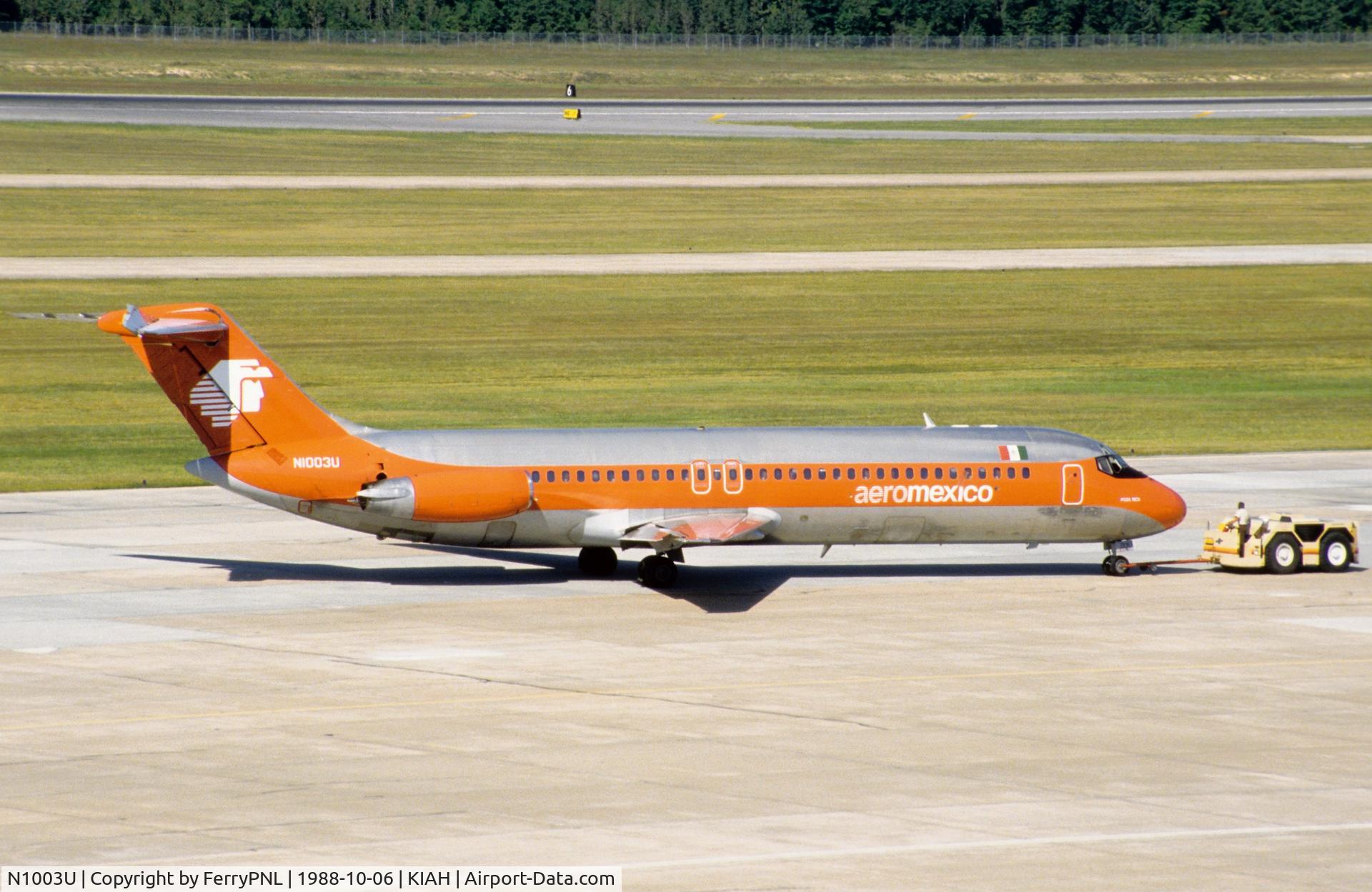 N1003U, 1981 McDonnell Douglas DC-9-32 C/N 48151, Aeromexico DC-9-32 under tow in IAH