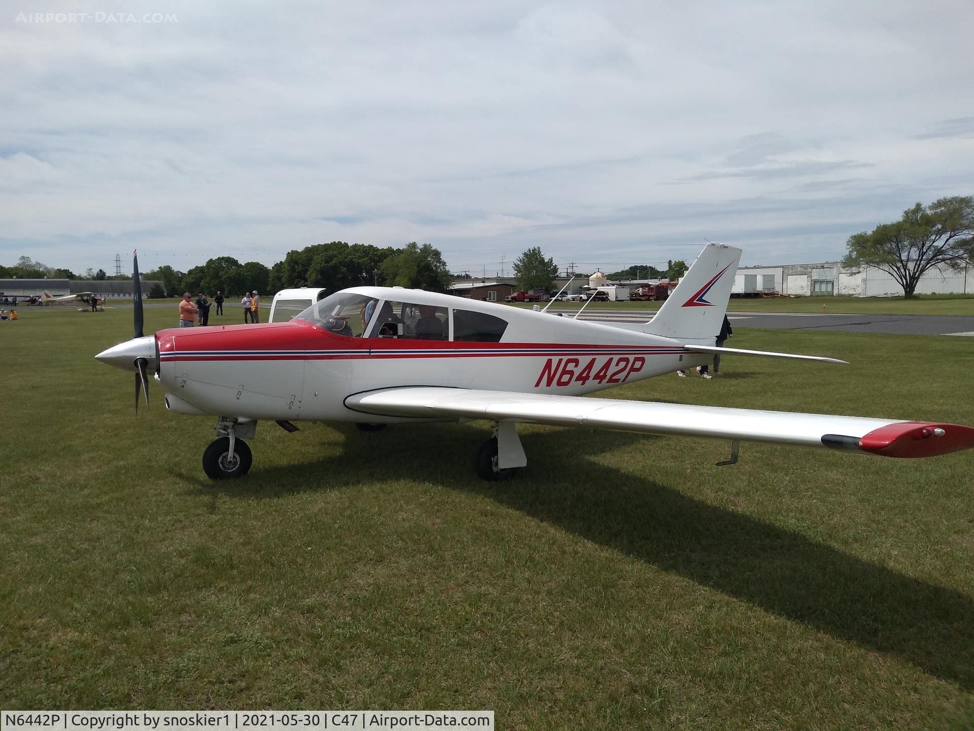 N6442P, 1959 Piper PA-24-250 Comanche C/N 24-1555, Portage Pancake Breakfast