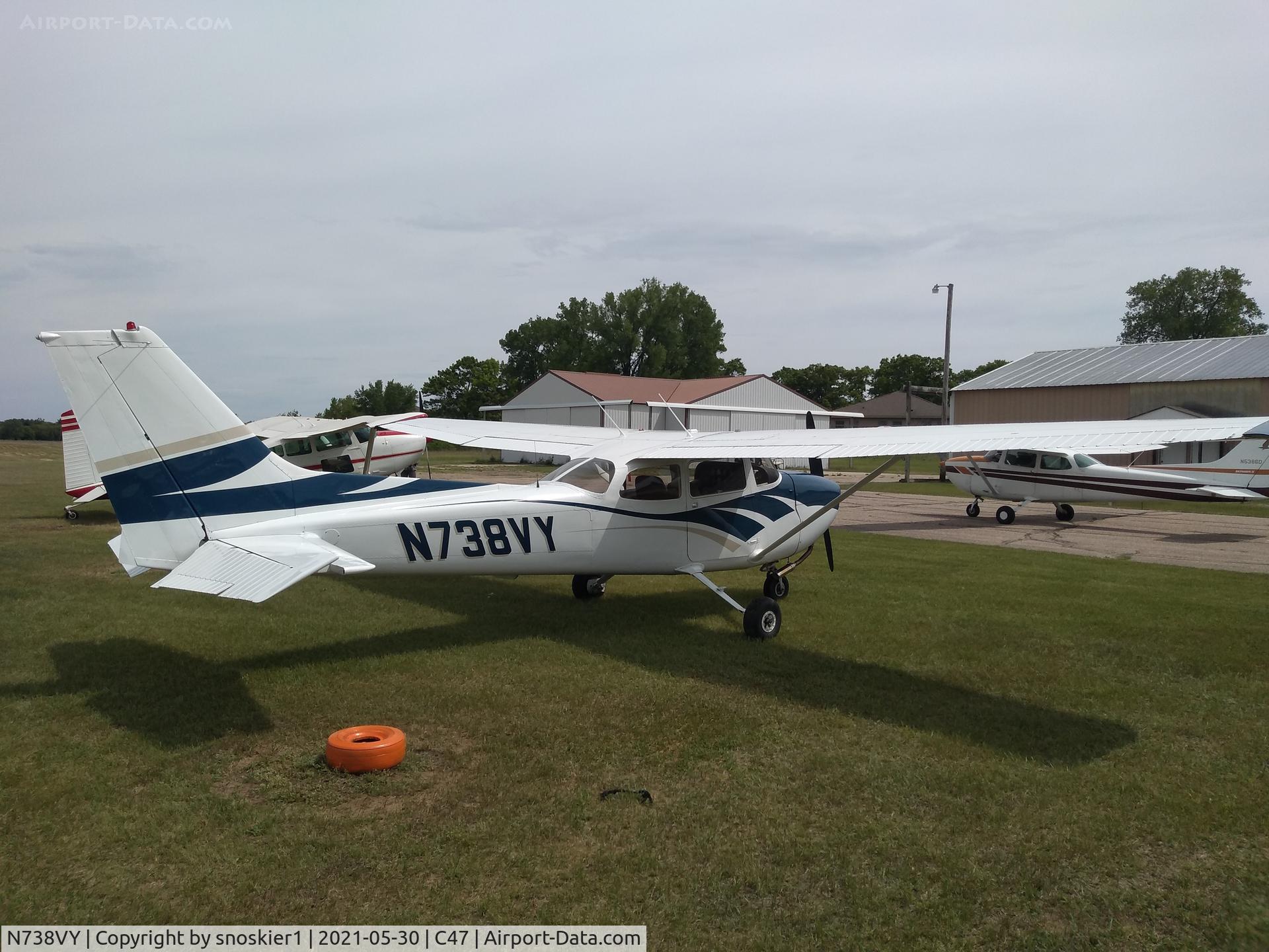 N738VY, 1978 Cessna 172N C/N 17270283, Portage Pancake Breakfast
