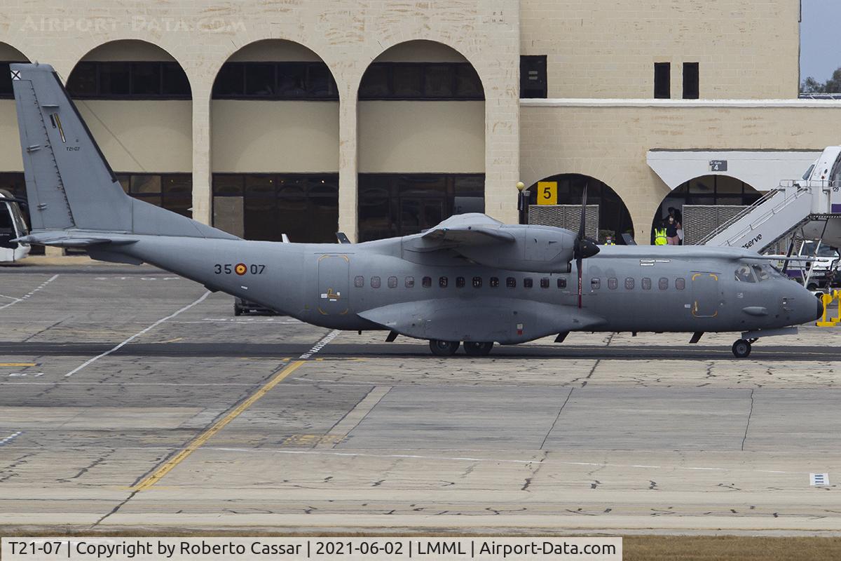 T21-07, 2003 CASA C-295M C/N EA03-07-009, Park 9