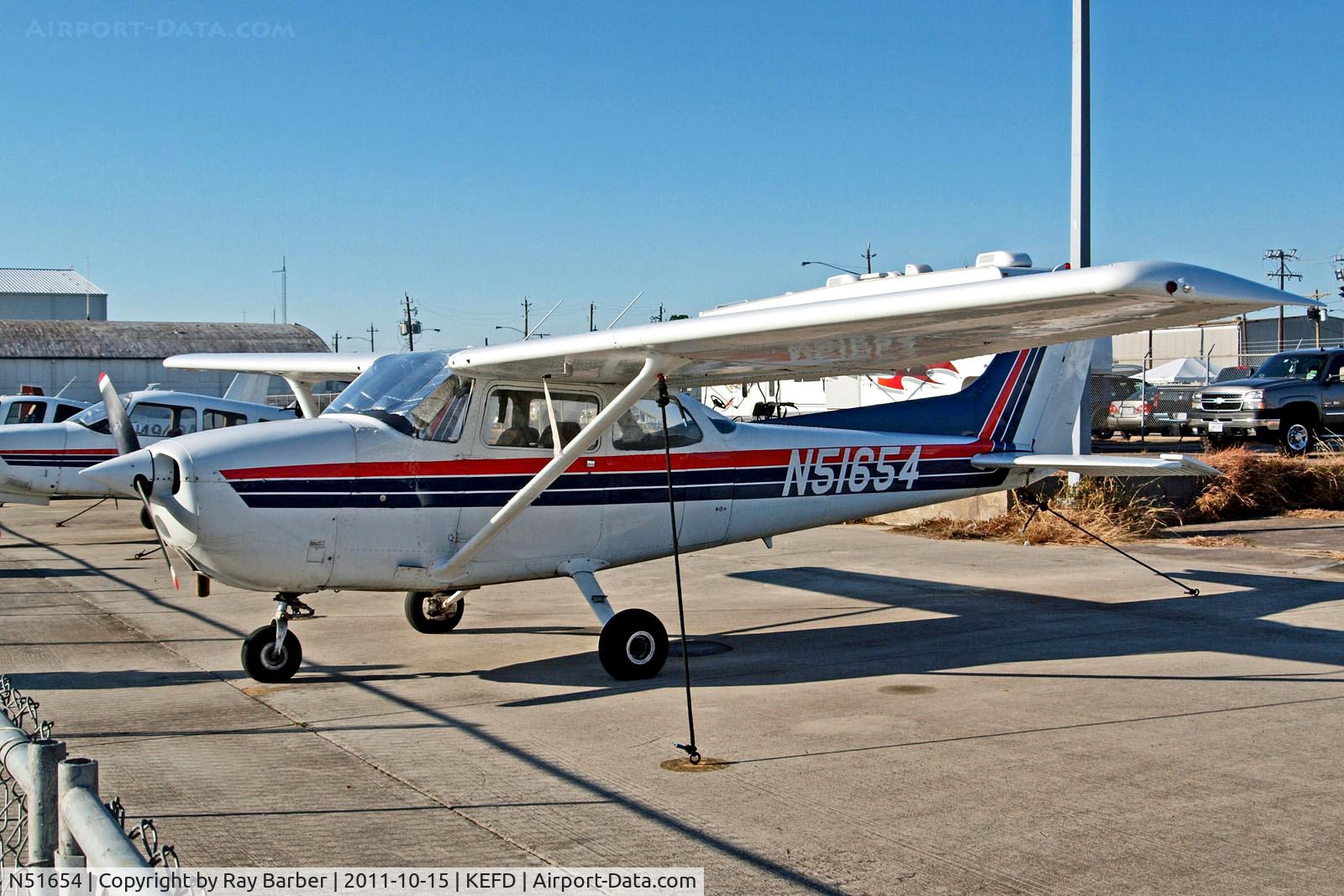 N51654, 1980 Cessna 172P C/N 17274334, N51654   Cessna 172P Skyhawk [172-74334] Houston-Ellington Field~N 15/10/2011