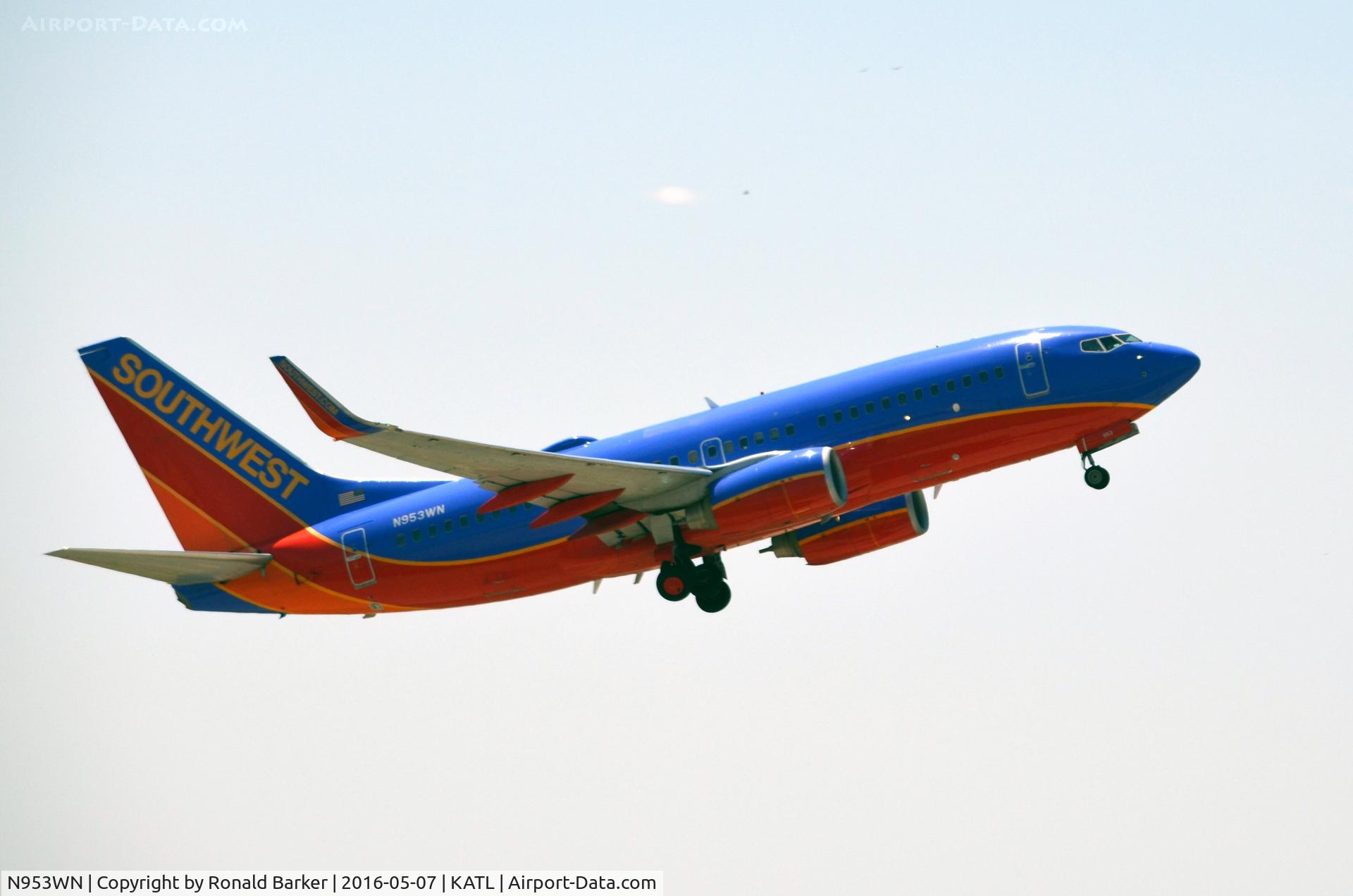 N953WN, 2010 Boeing 737-7H4 C/N 36668, Takeoff Atlanta