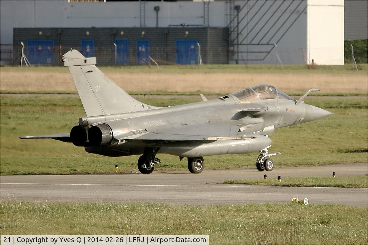 21, Dassault Rafale M C/N 21, Dassault Rafale M, Taxiing rwy 26, Landivisiau Naval Air Base (LFRJ)