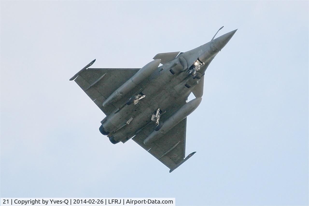 21, Dassault Rafale M C/N 21, Dassault Rafale M, Break over rwy 26, Landivisiau Naval Air Base (LFRJ)