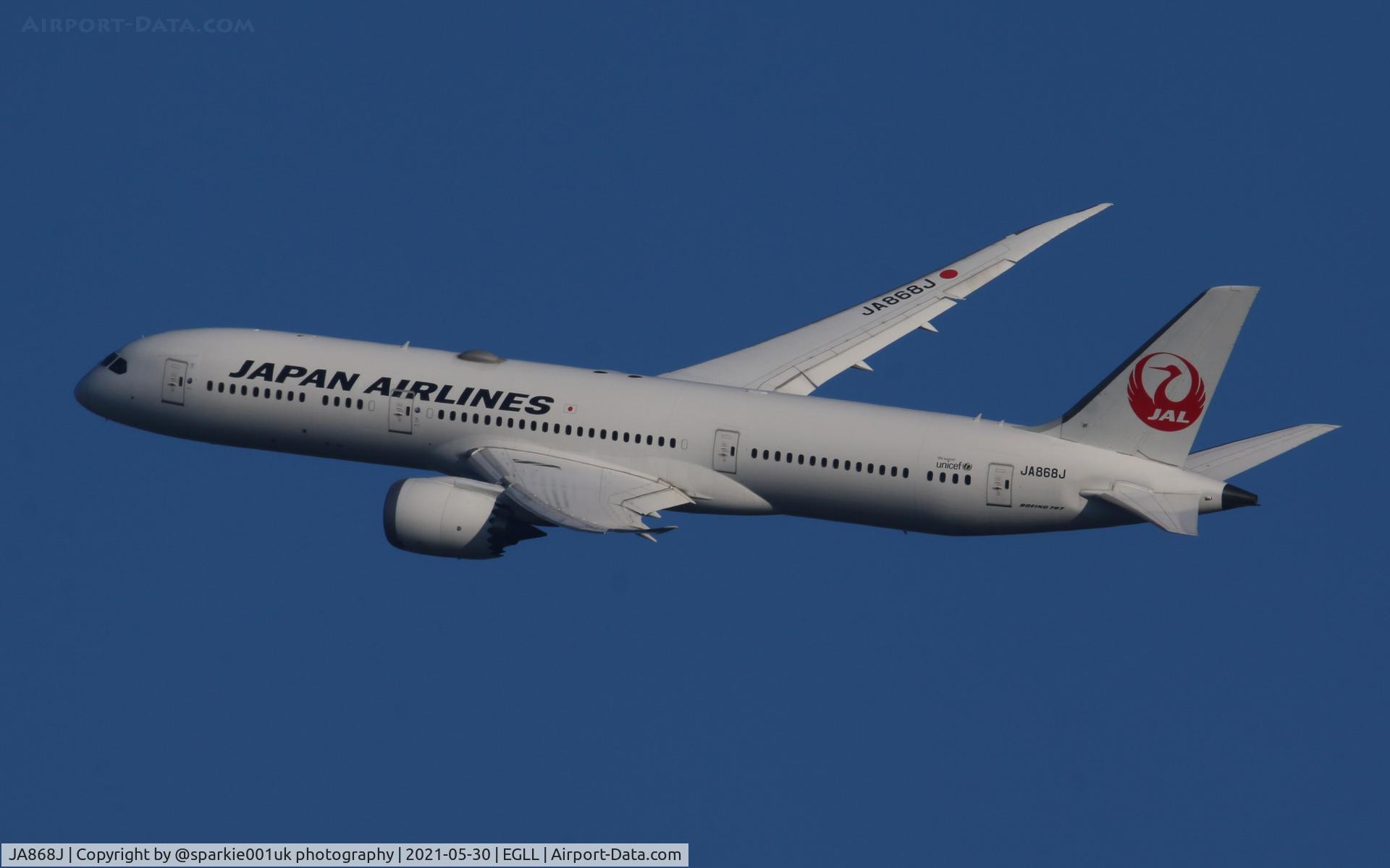 JA868J, 2017 Boeing 787-9 Dreamliner Dreamliner C/N 34845, Departing LHR