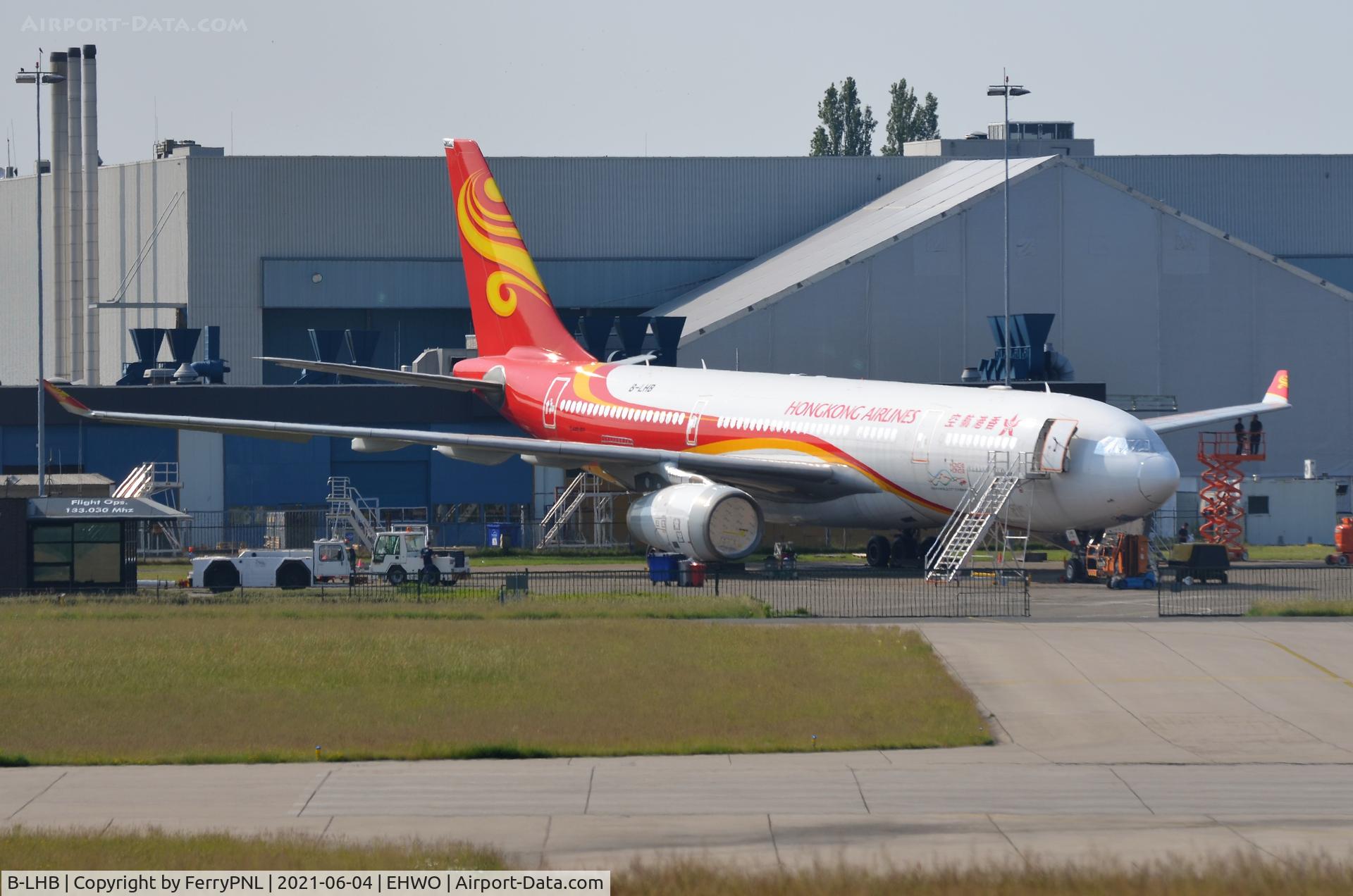 B-LHB, 2002 Airbus A330-243 C/N 452, Hong Kong Airlines A332 now exactly a year in storage at WOE