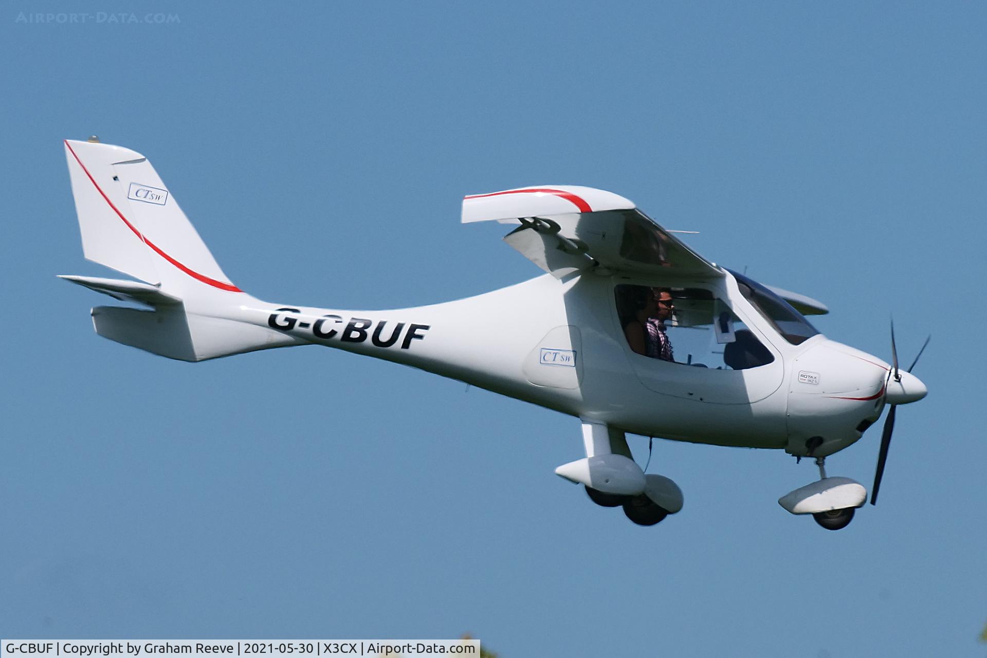 G-CBUF, 2002 Flight Design CT2K C/N 7901, Landing at Northrepps.