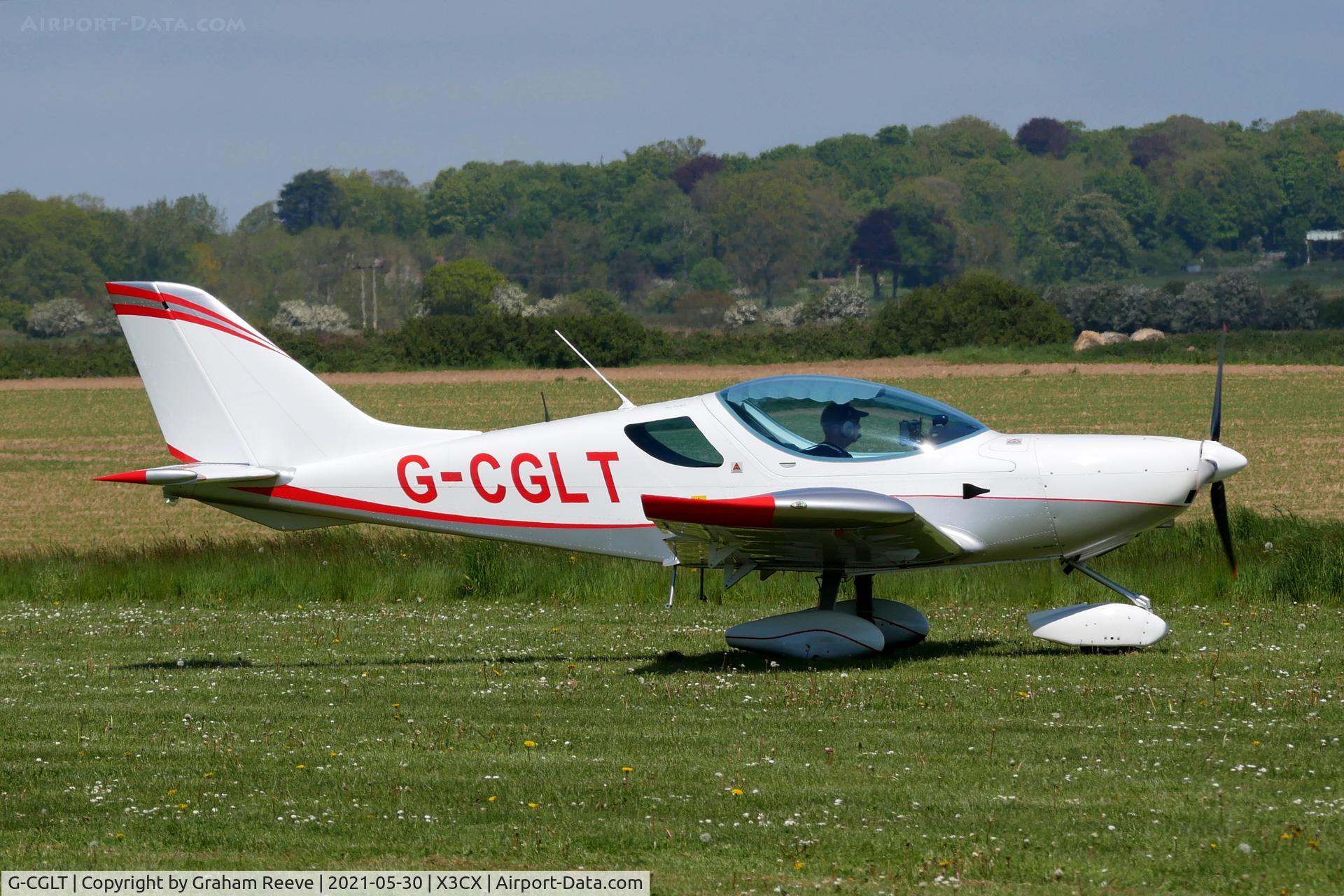 G-CGLT, 2010 CZAW SportCruiser C/N 09SC329, Just landed at Northrepps.